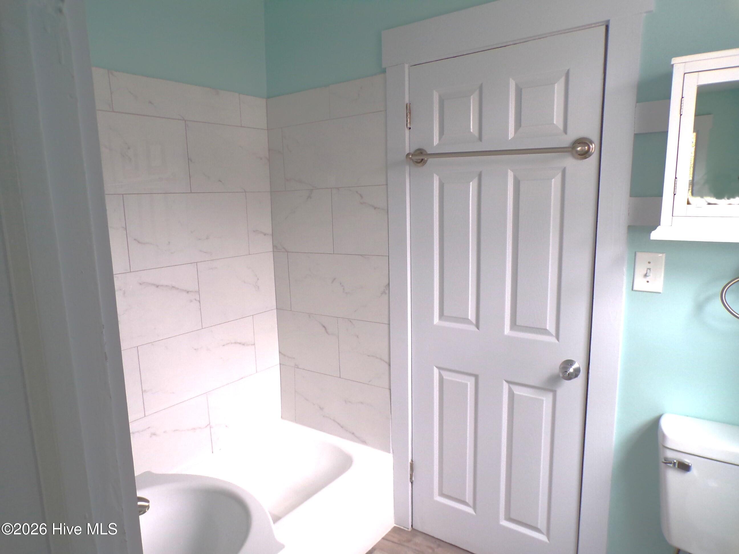 107 S 10th Street Property Photo 7