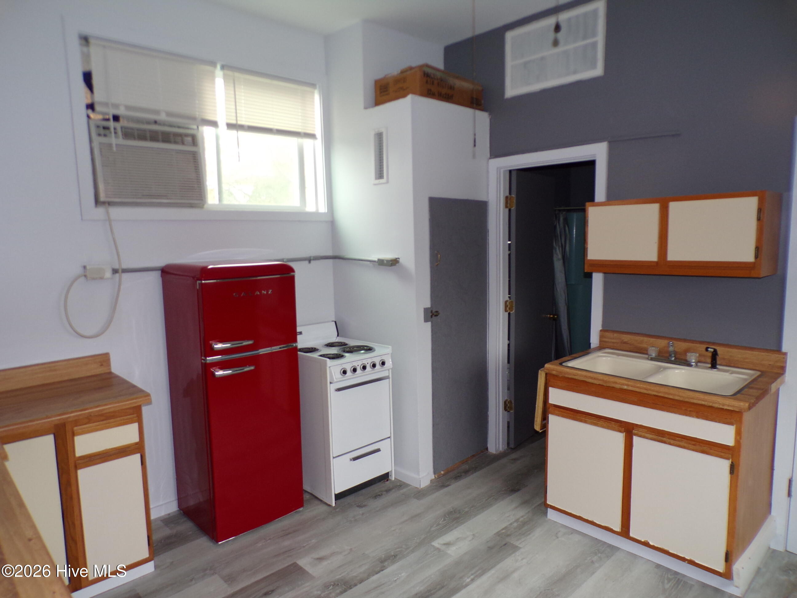 107 S 10th Street Property Photo 20