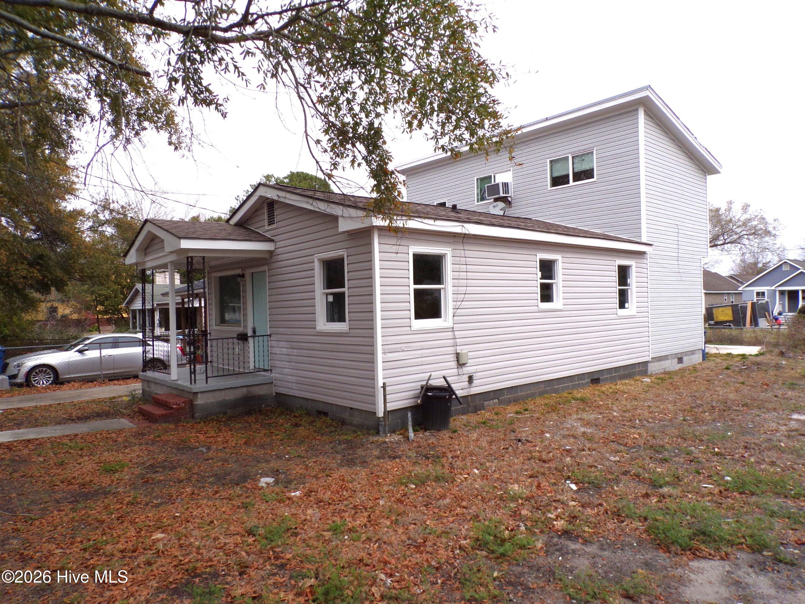 107 S 10th Street Property Photo 27
