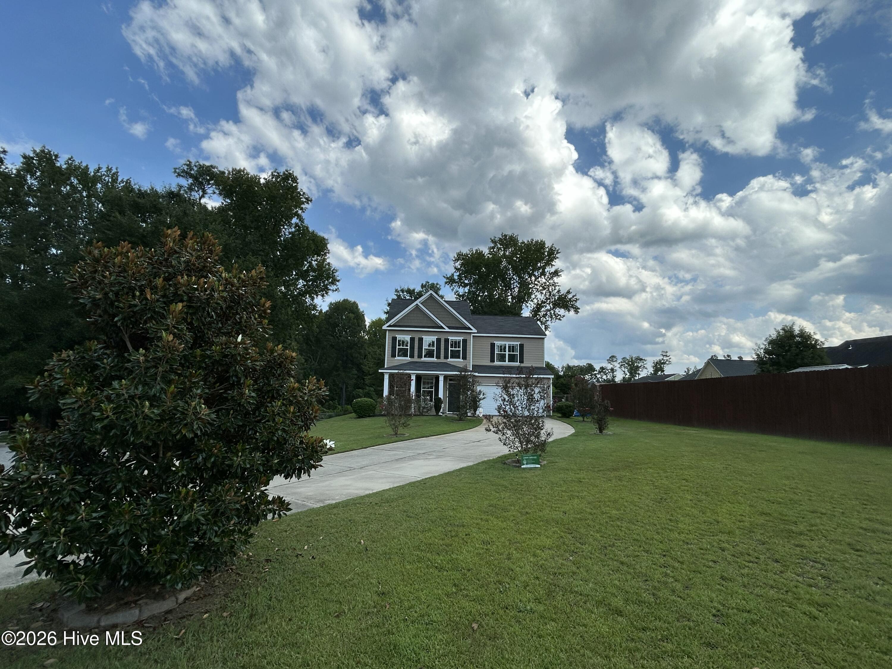 100 Dusty Court Property Photo 2