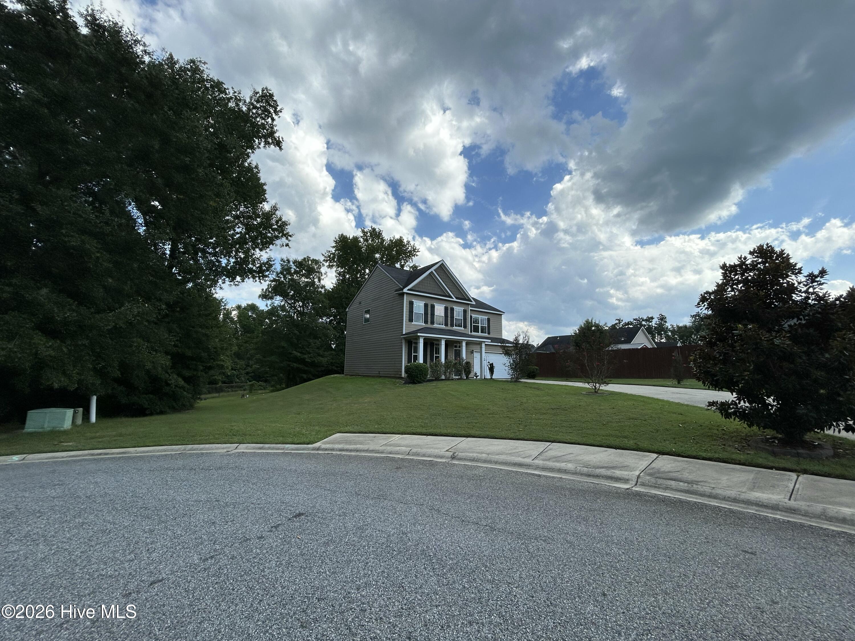 100 Dusty Court Property Photo 4