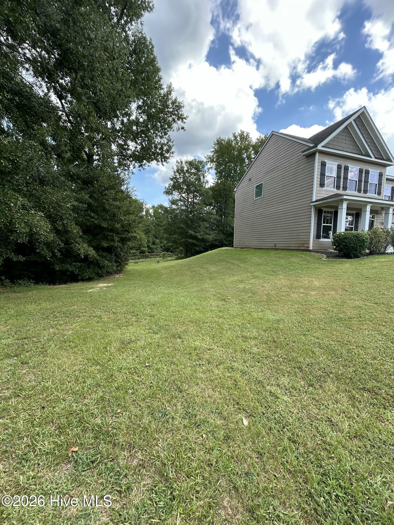 100 Dusty Court Property Photo 5