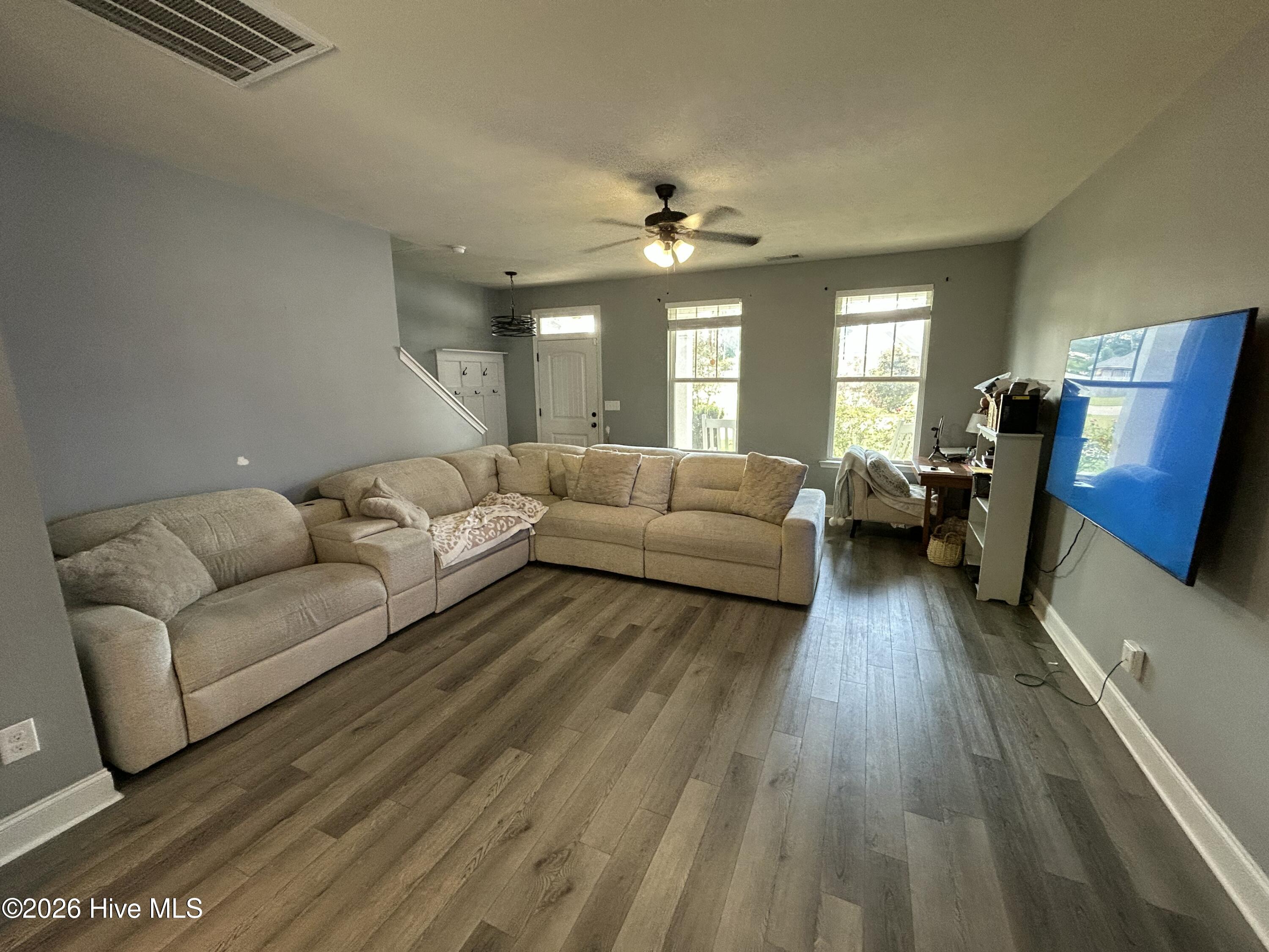 100 Dusty Court Property Photo 10