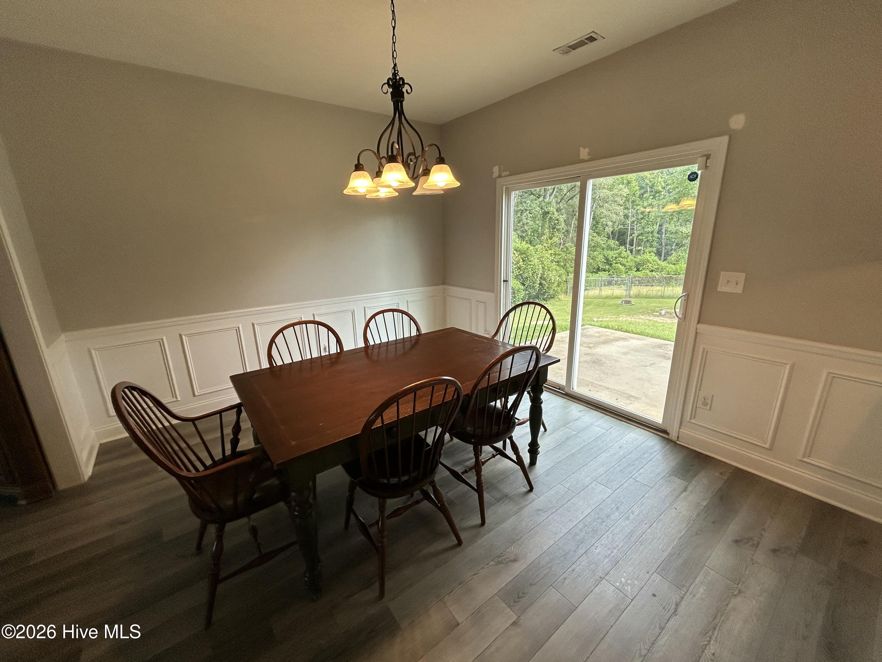 100 Dusty Court Property Photo 11
