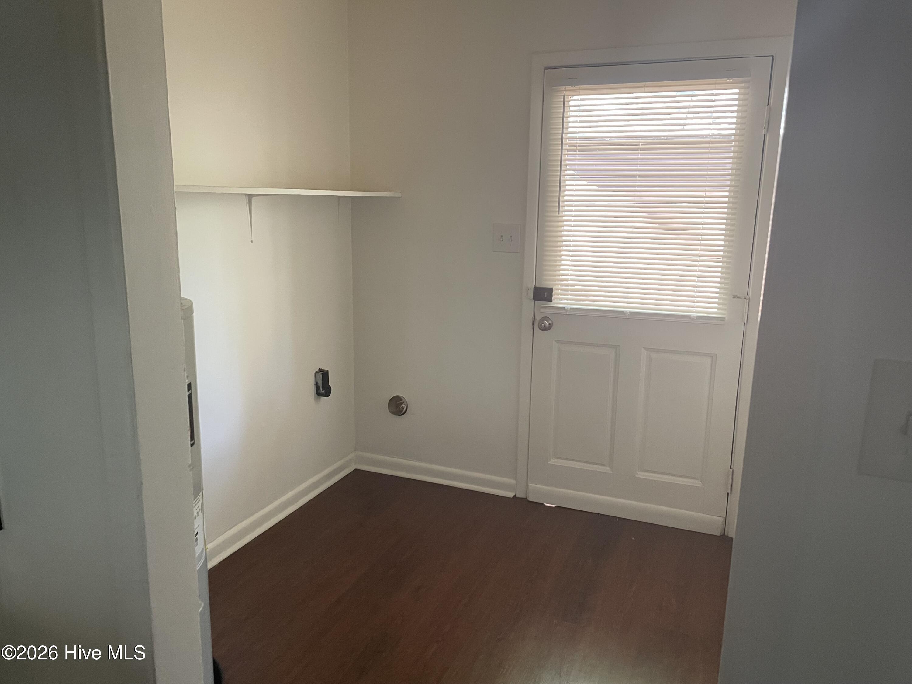407 Horn Road A Property Photo 5