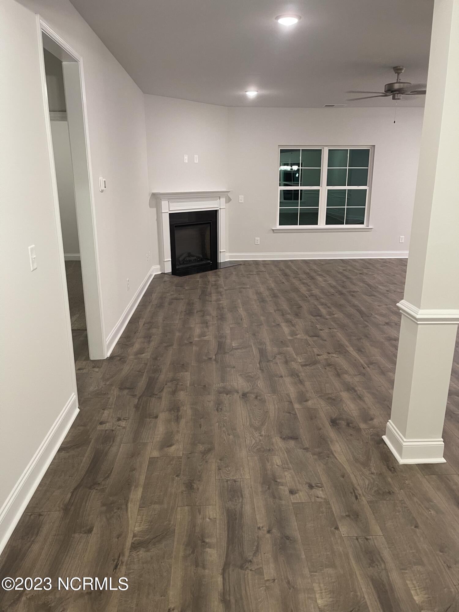6117 Gondolier Drive Property Photo 3