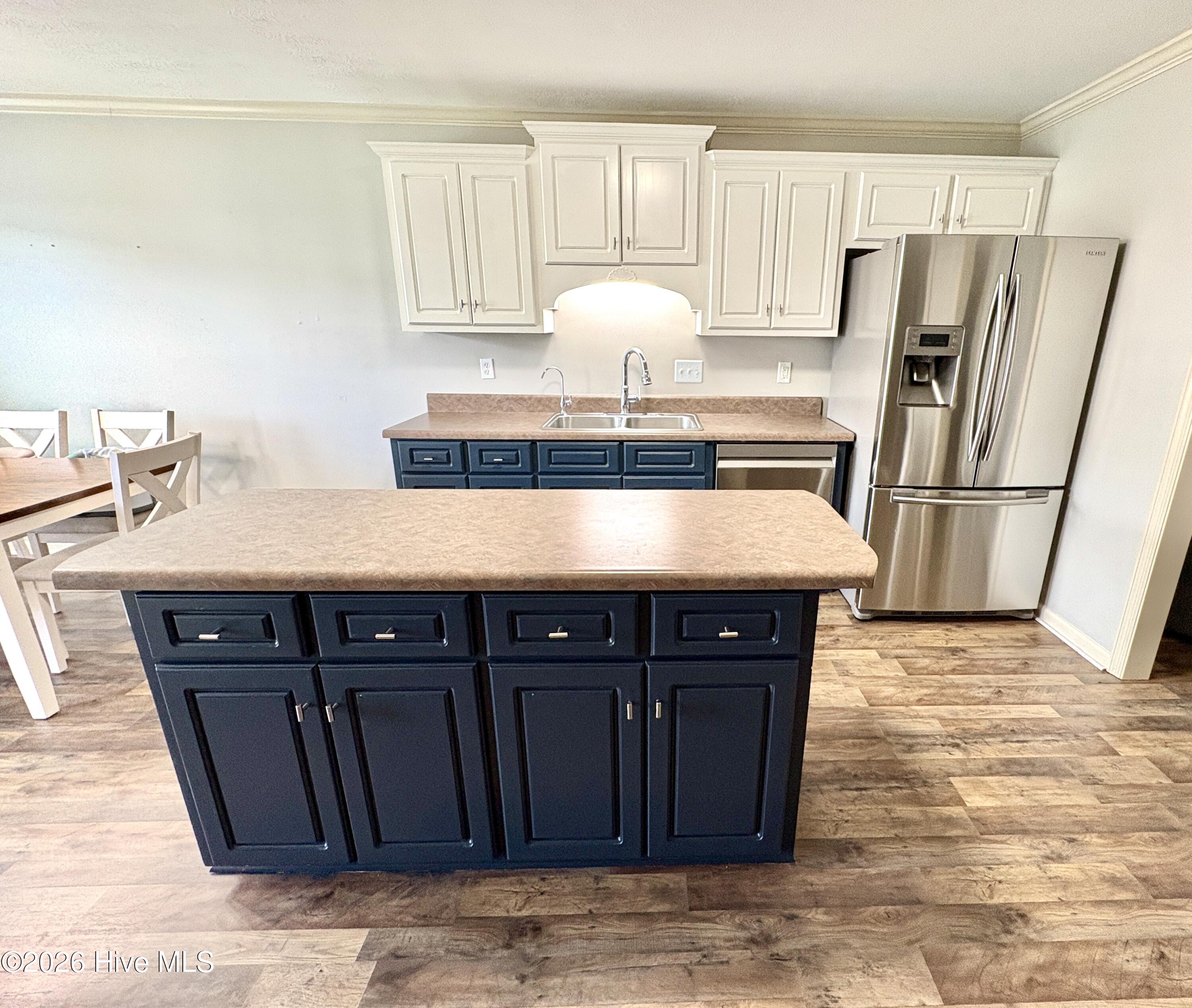 1077 Grove Landing Lane Property Photo 13