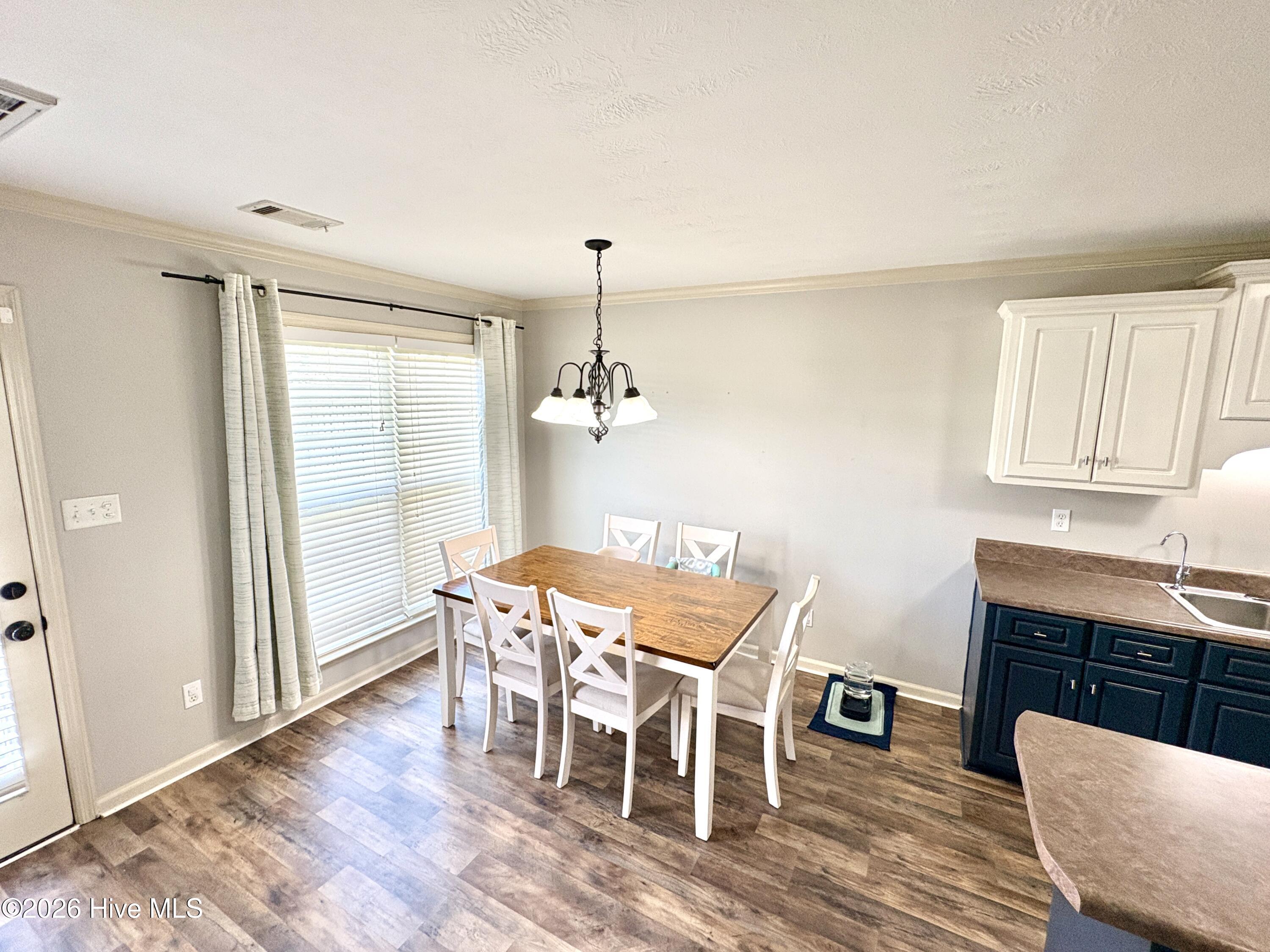 1077 Grove Landing Lane Property Photo 14