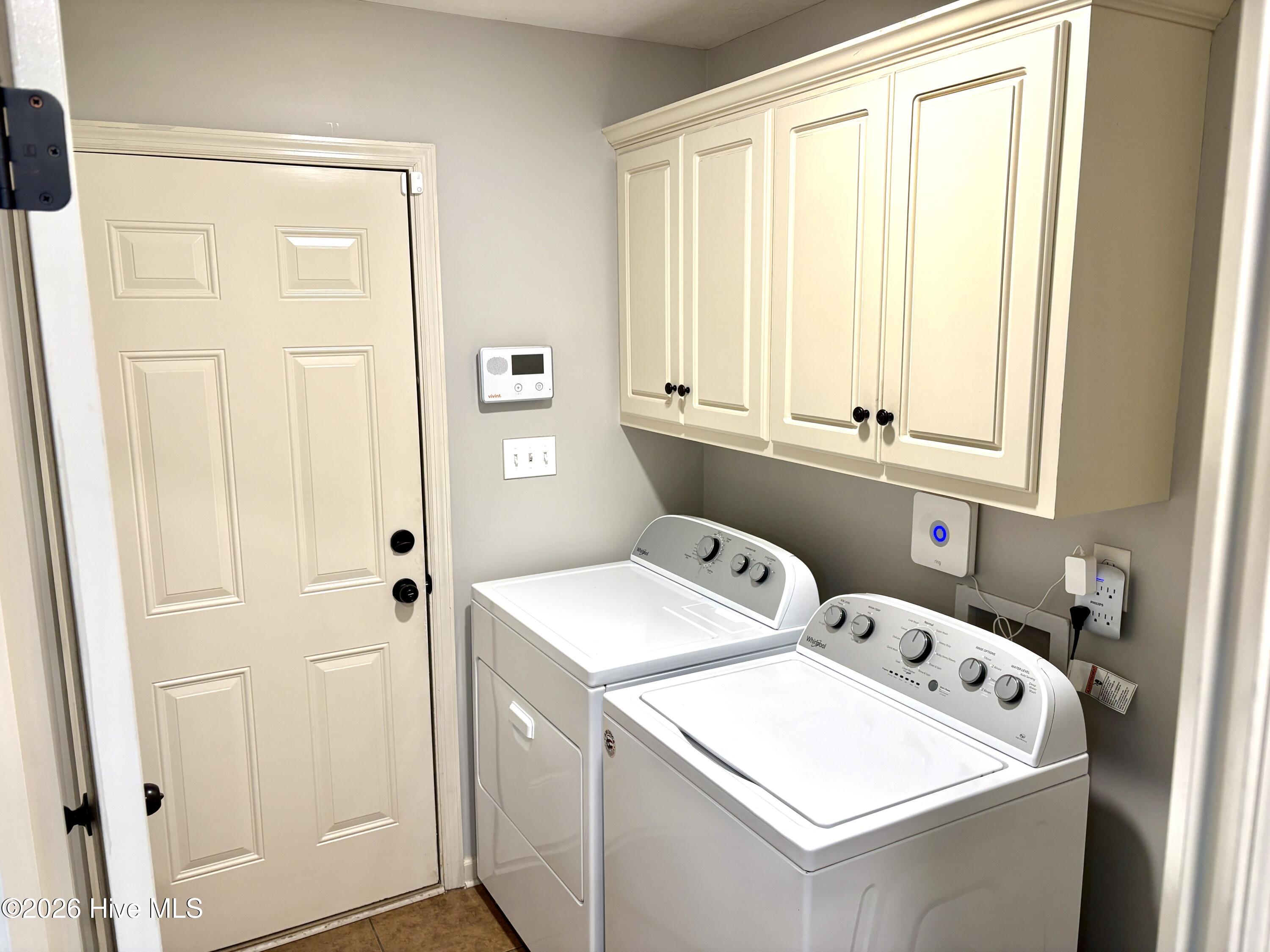1077 Grove Landing Lane Property Photo 28
