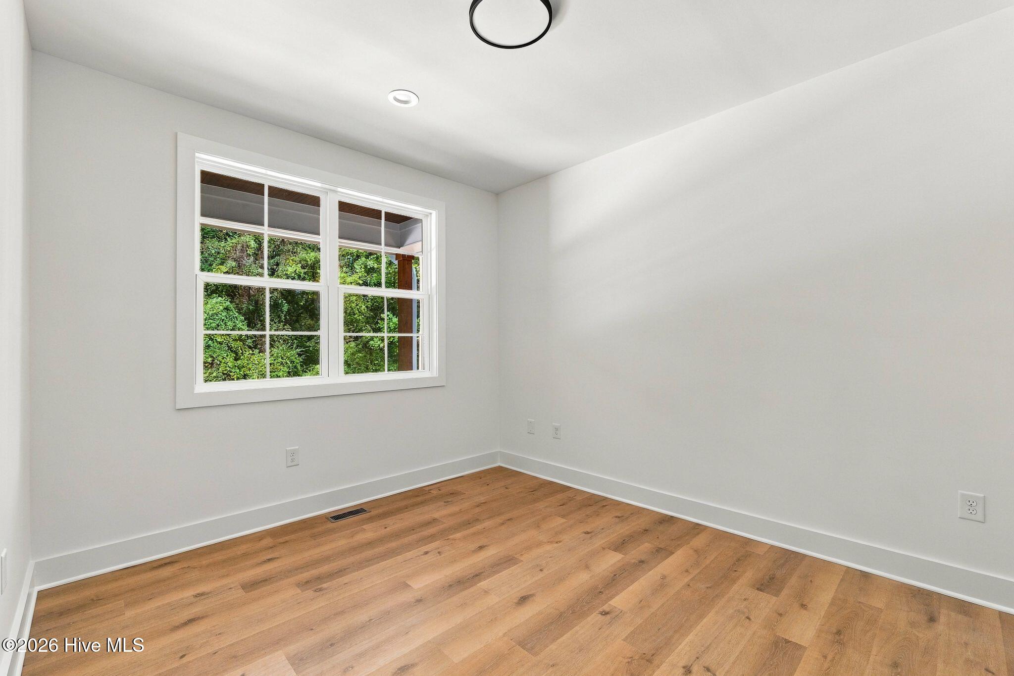 912 Thrush Drive Property Photo 31
