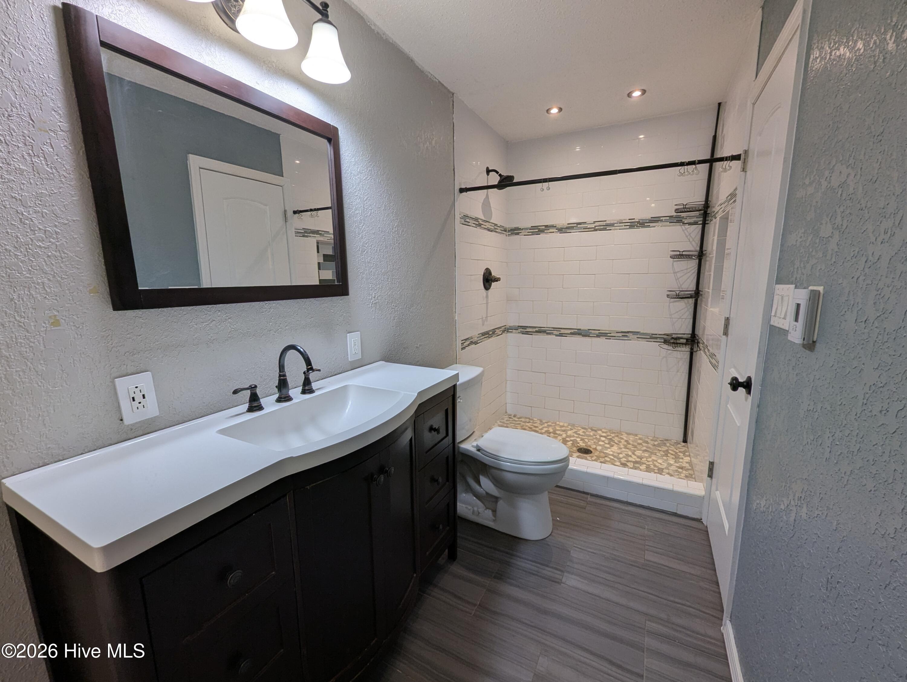 190 Lee Court Property Photo 10