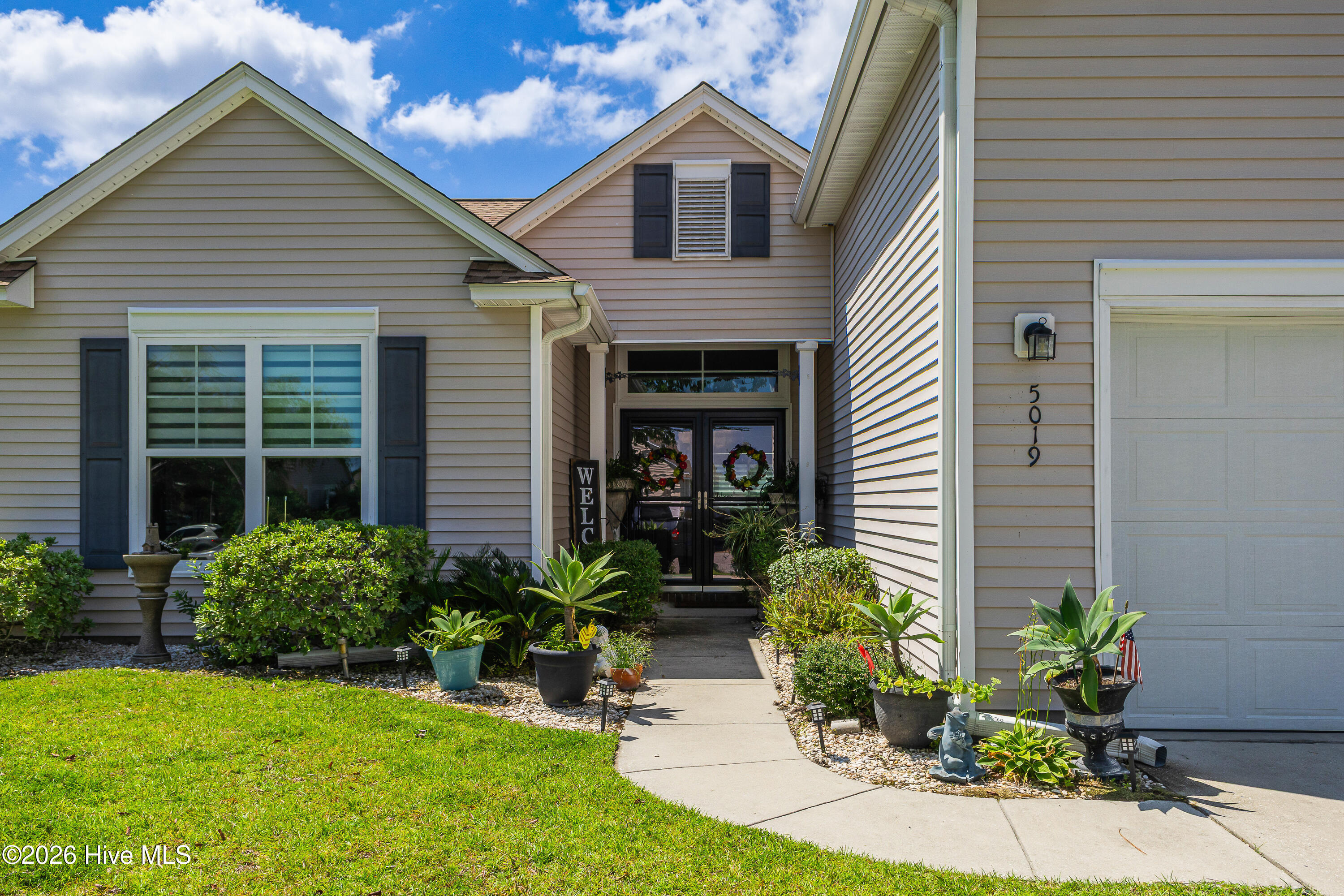 5019 Pierhead Court Property Photo 4