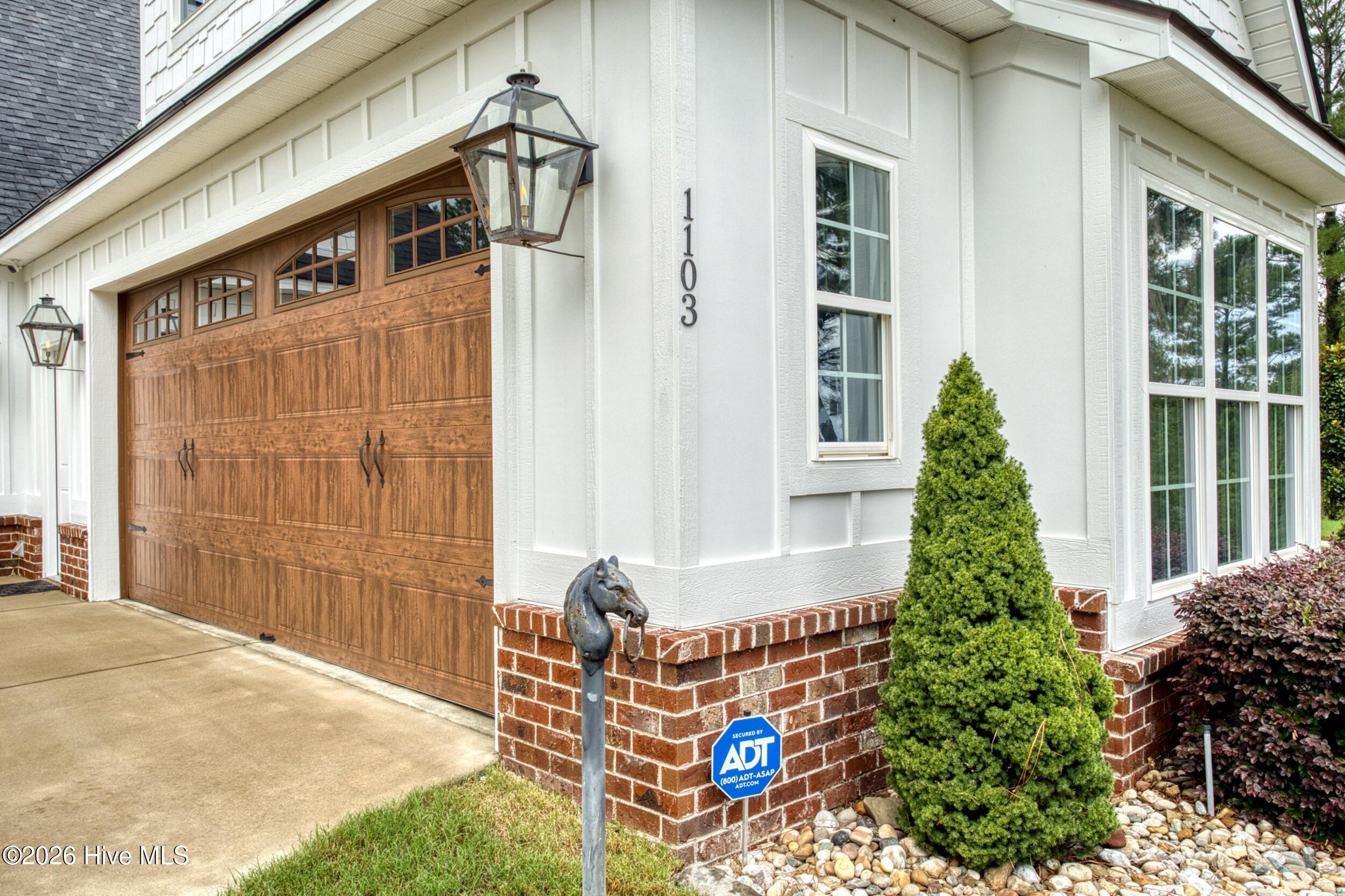 1103 Drayton Court Property Photo 10