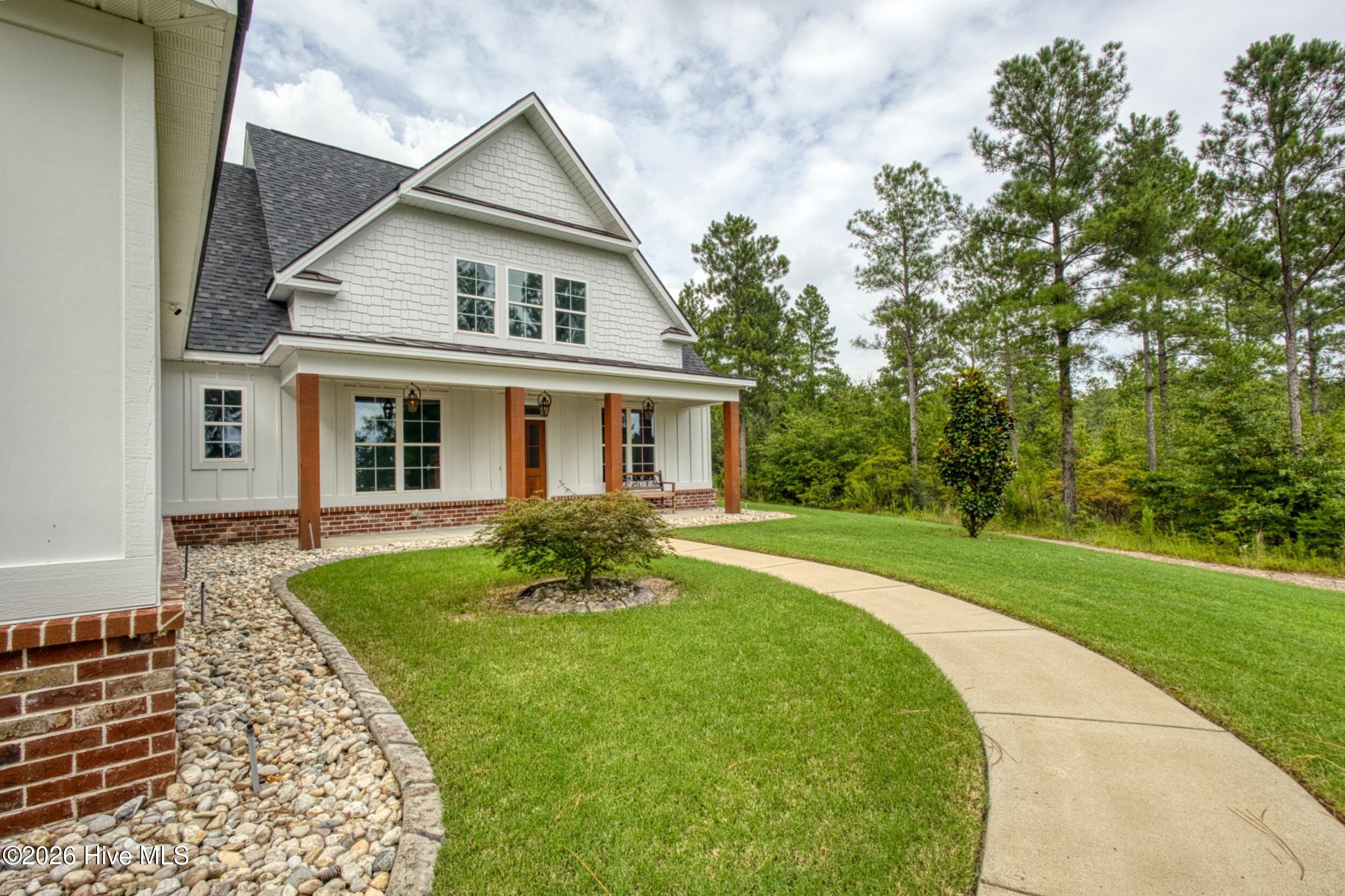 1103 Drayton Court Property Photo 12