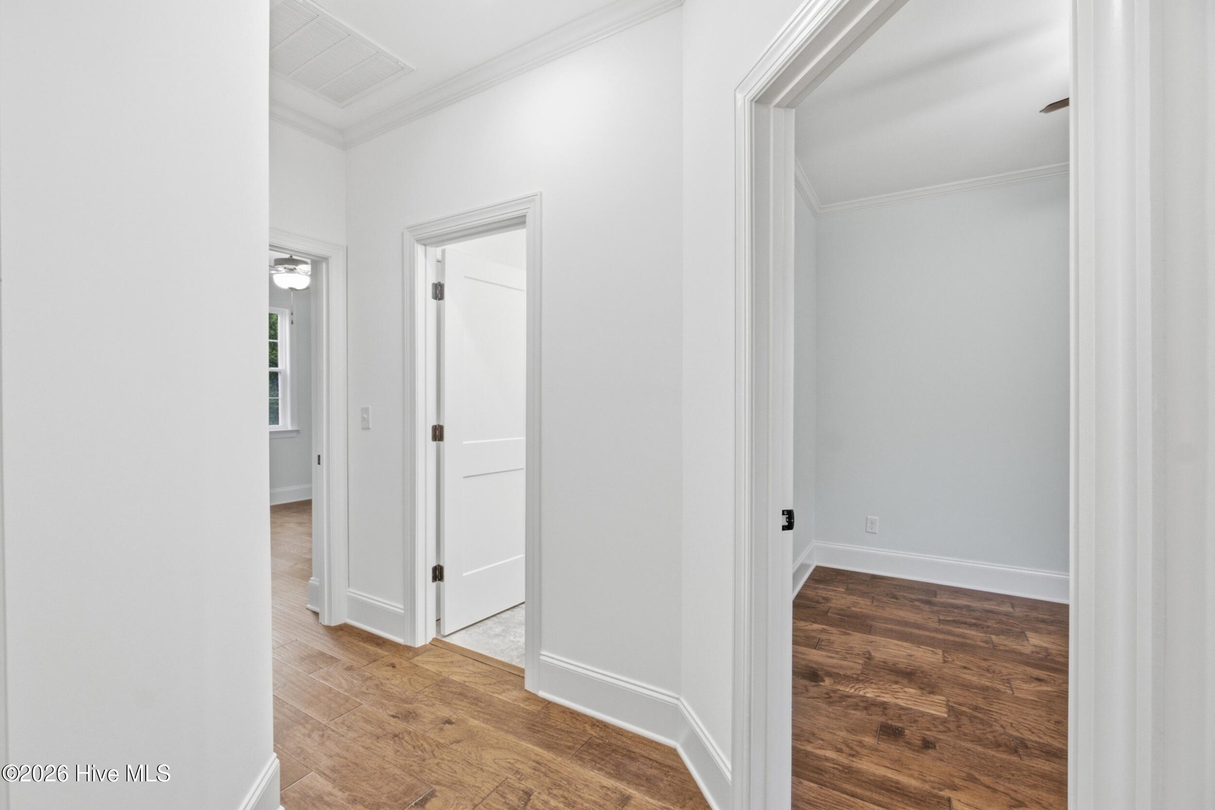 1103 Drayton Court Property Photo 22