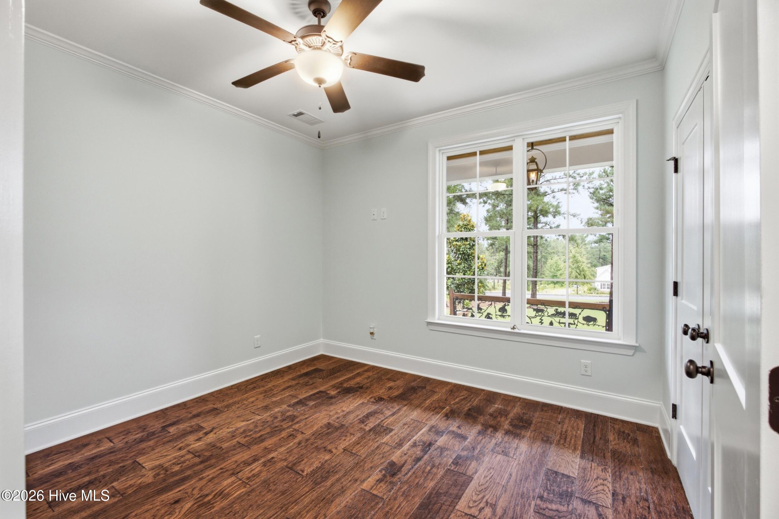 1103 Drayton Court Property Photo 23