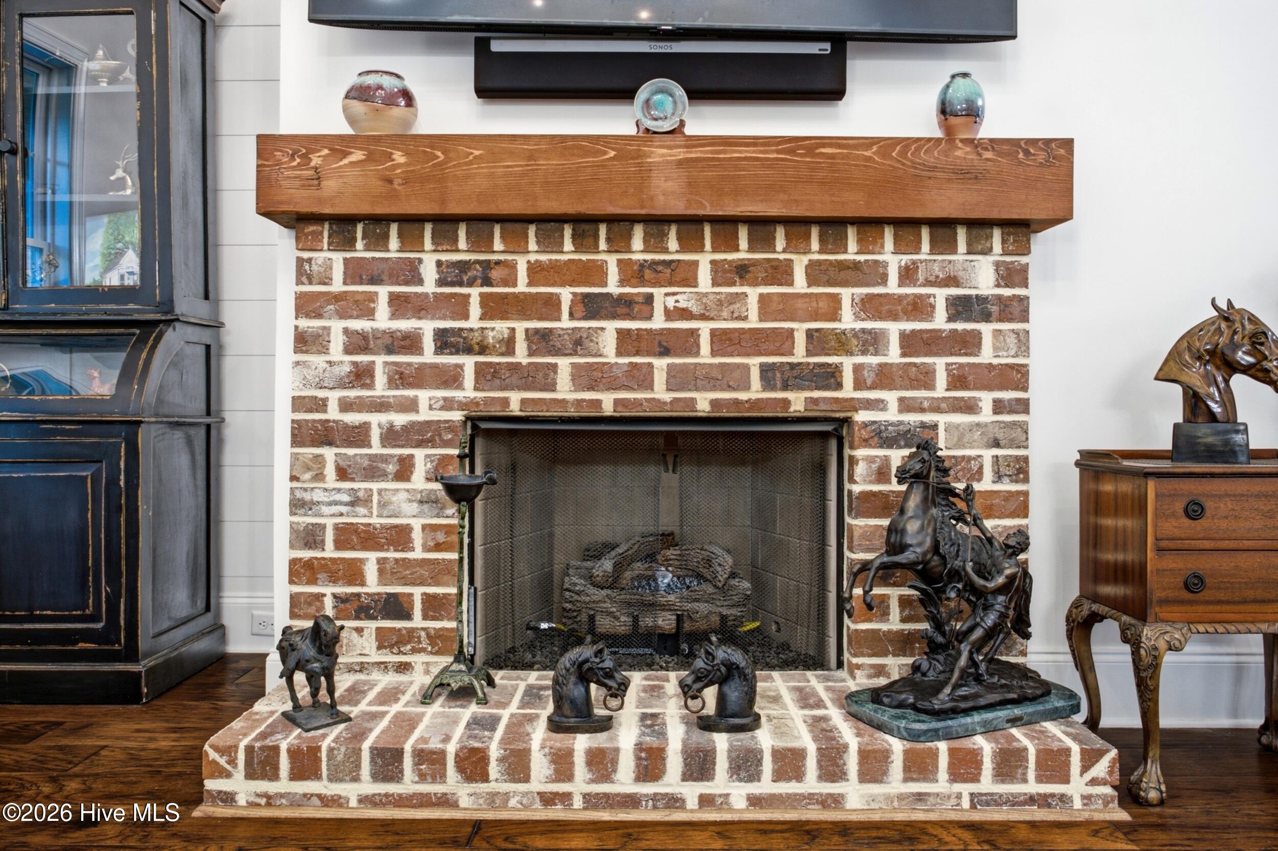 1103 Drayton Court Property Photo 31