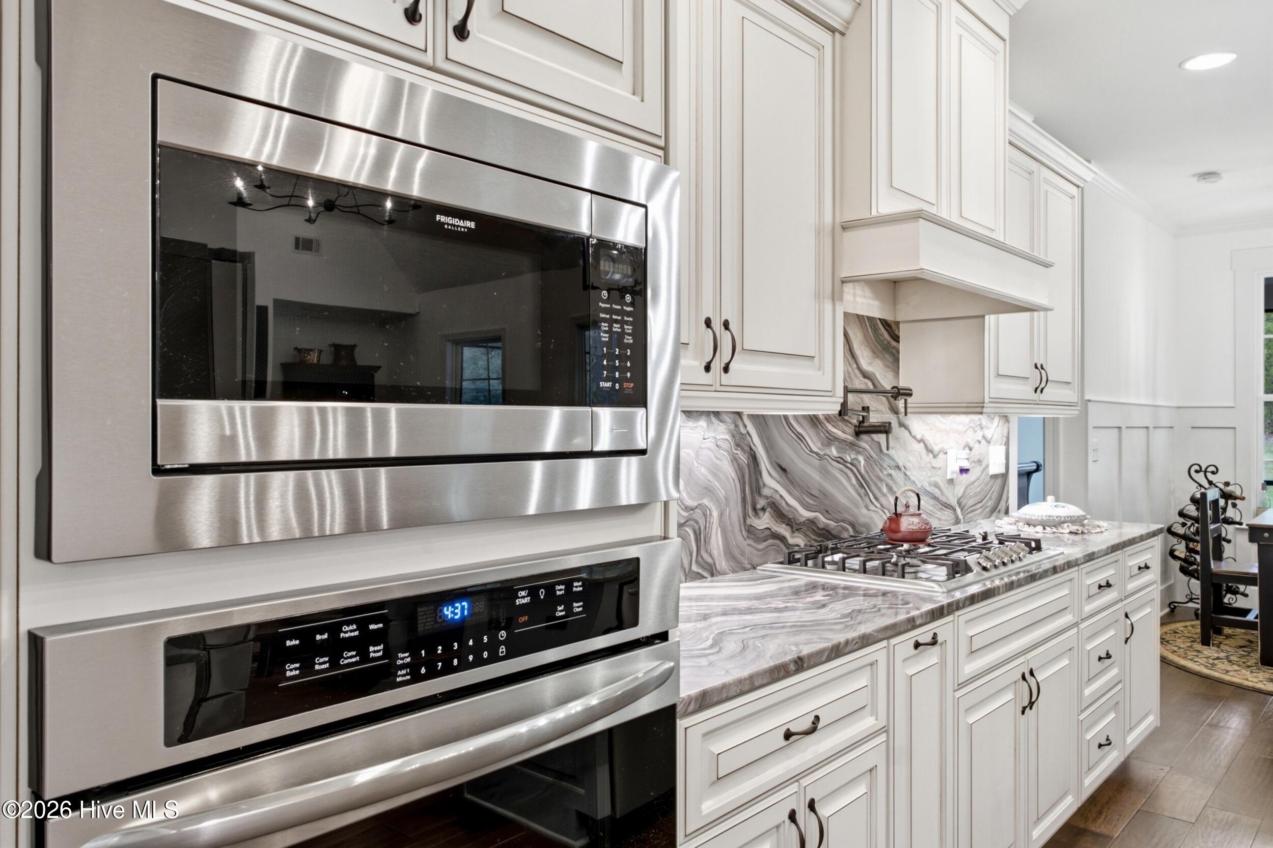 1103 Drayton Court Property Photo 41