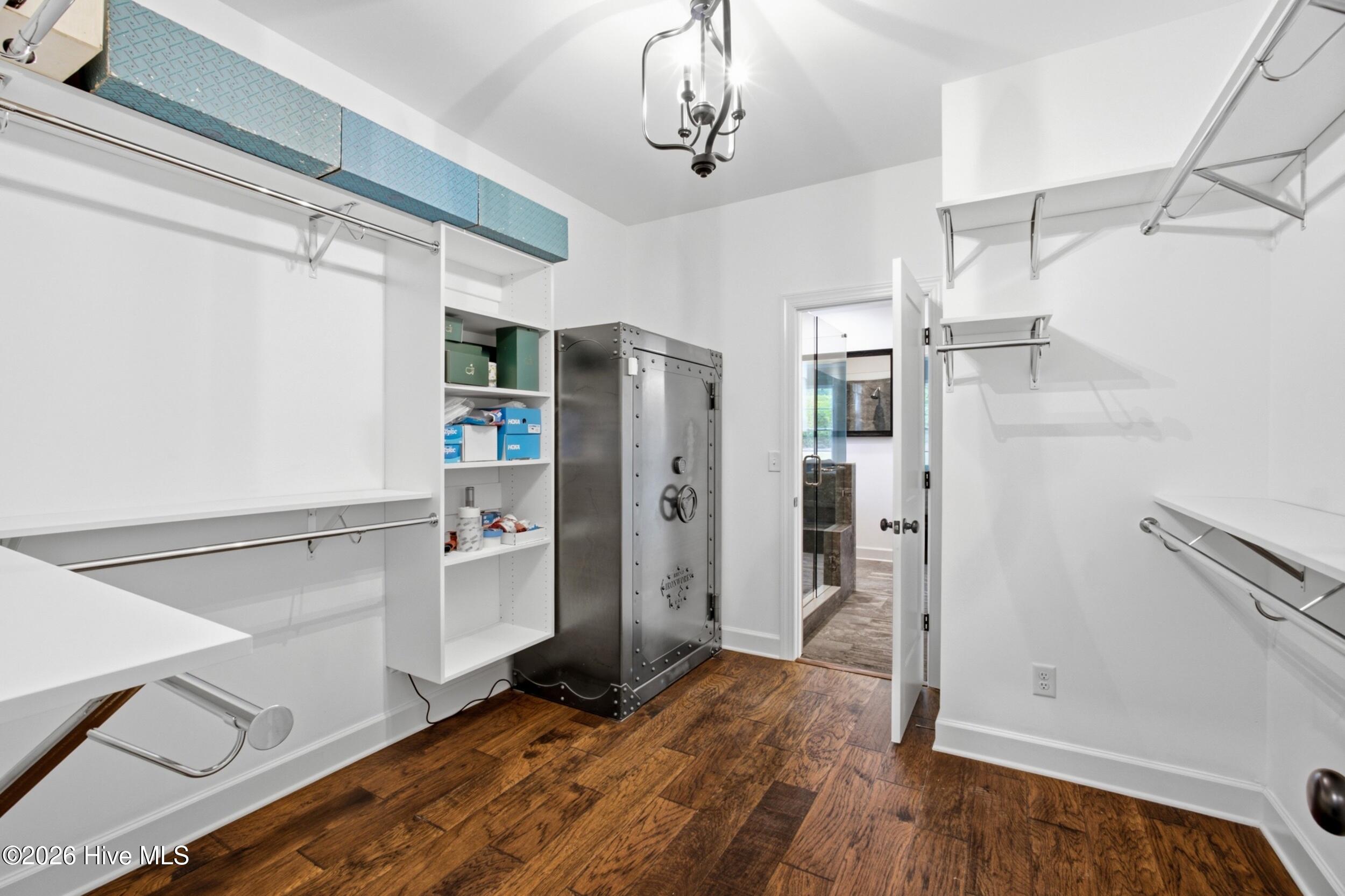 1103 Drayton Court Property Photo 59