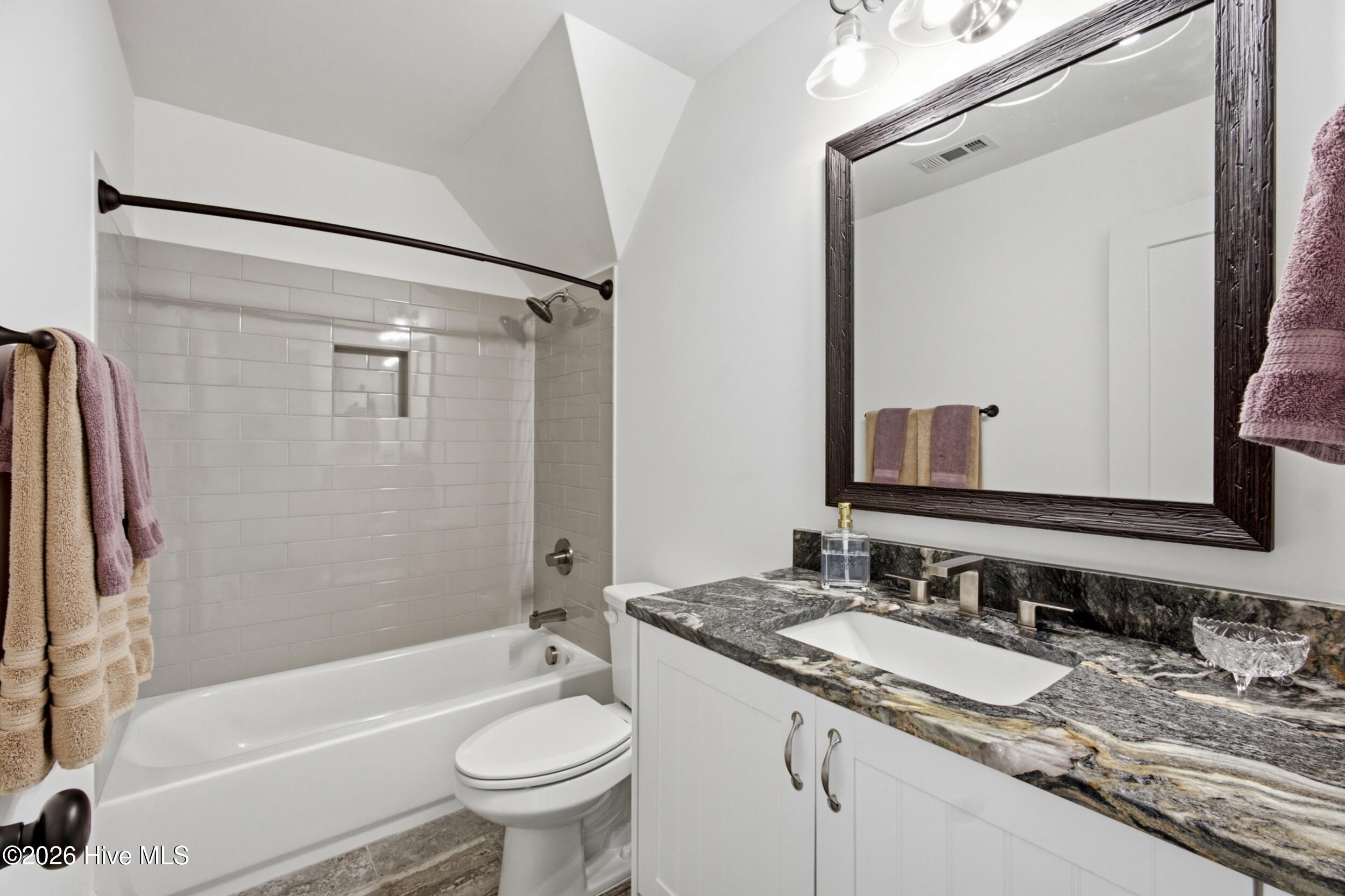 1103 Drayton Court Property Photo 69