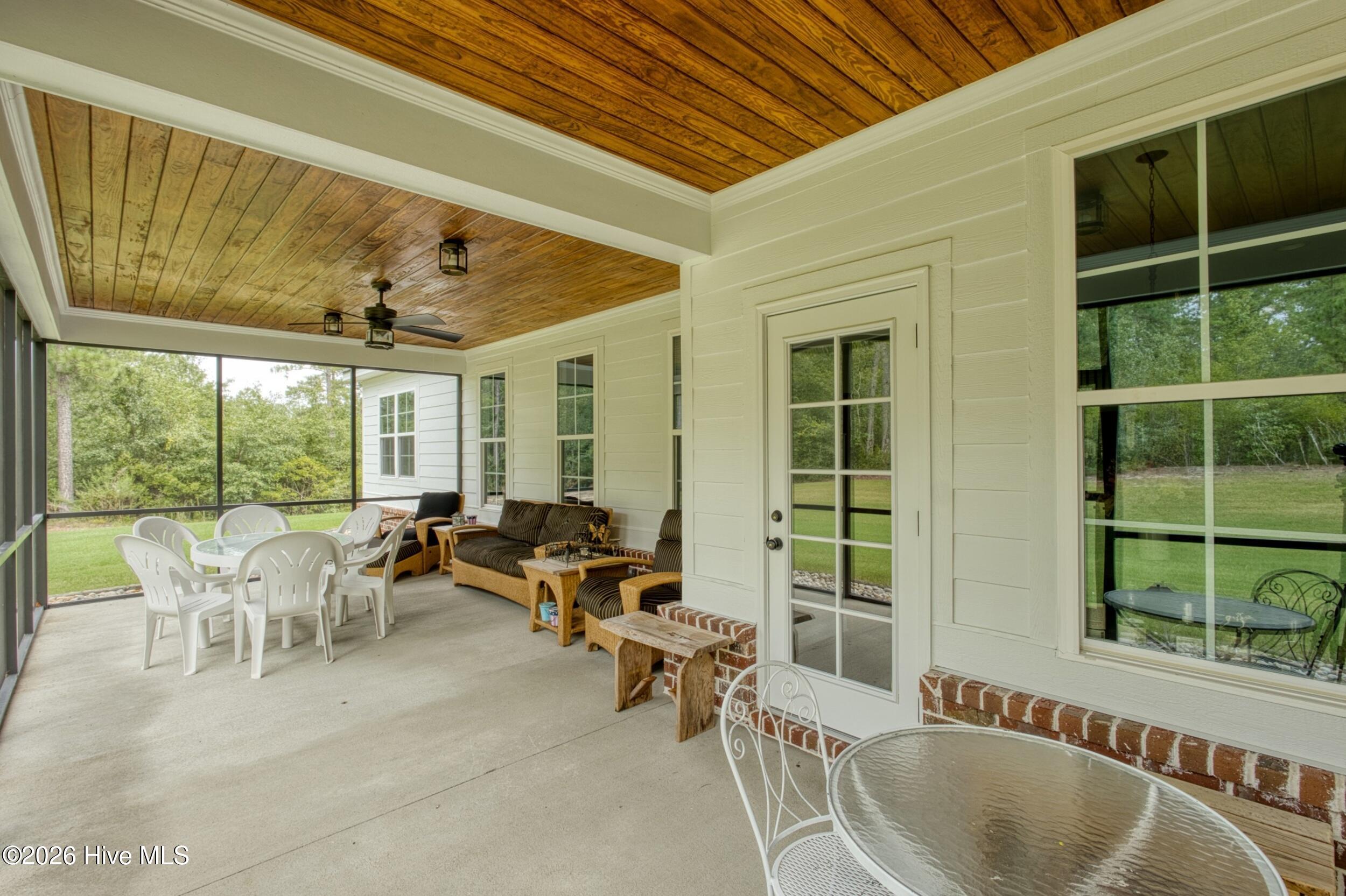 1103 Drayton Court Property Photo 85