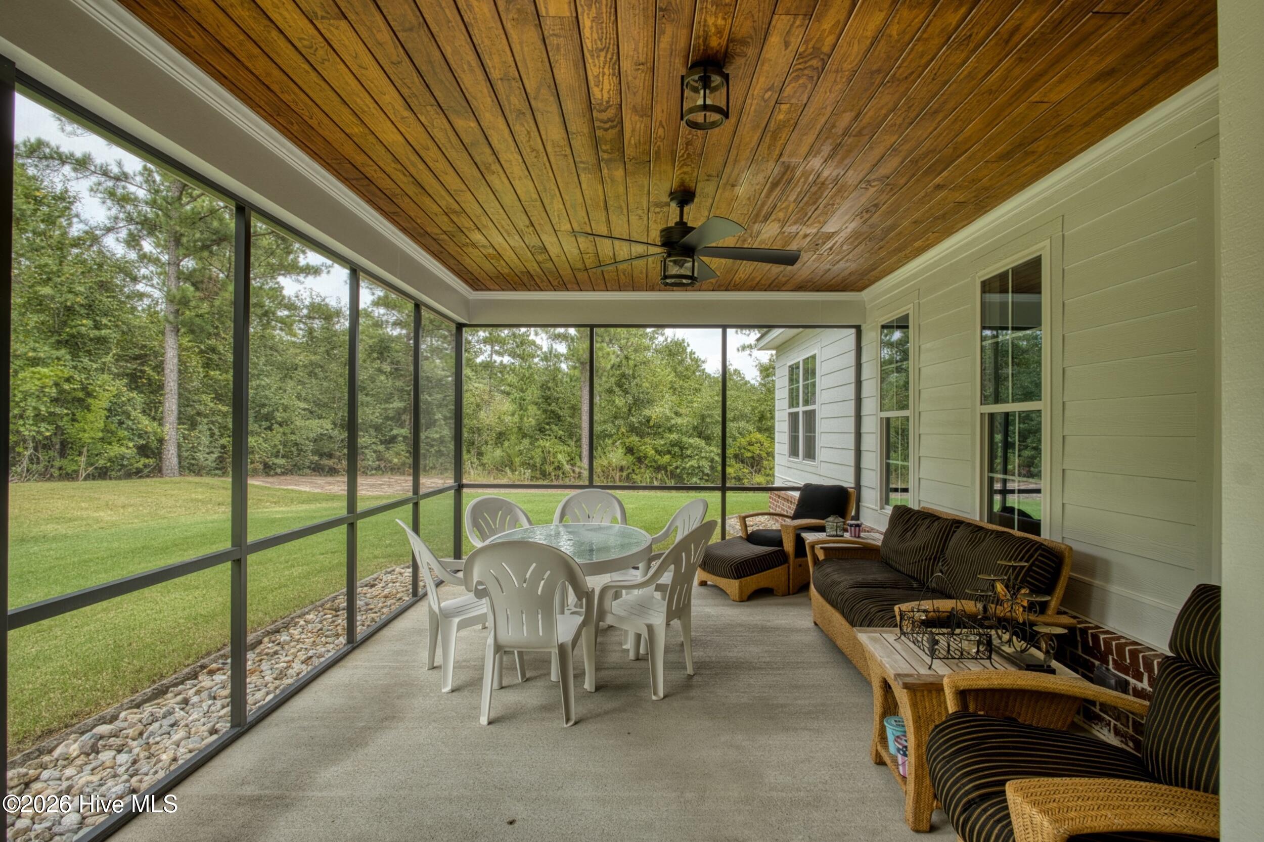 1103 Drayton Court Property Photo 86