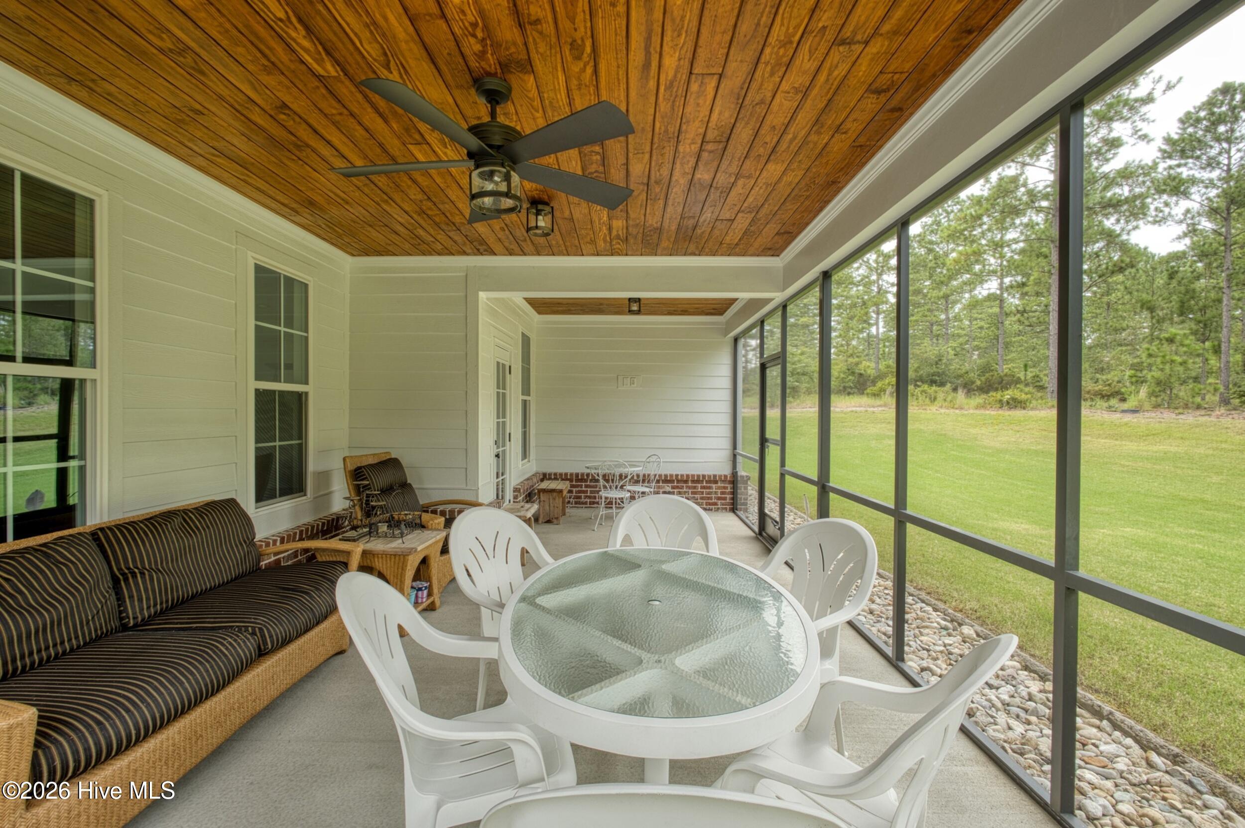 1103 Drayton Court Property Photo 87