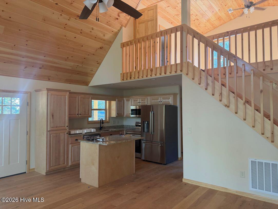 44 Tall Shadow Road Property Photo 4