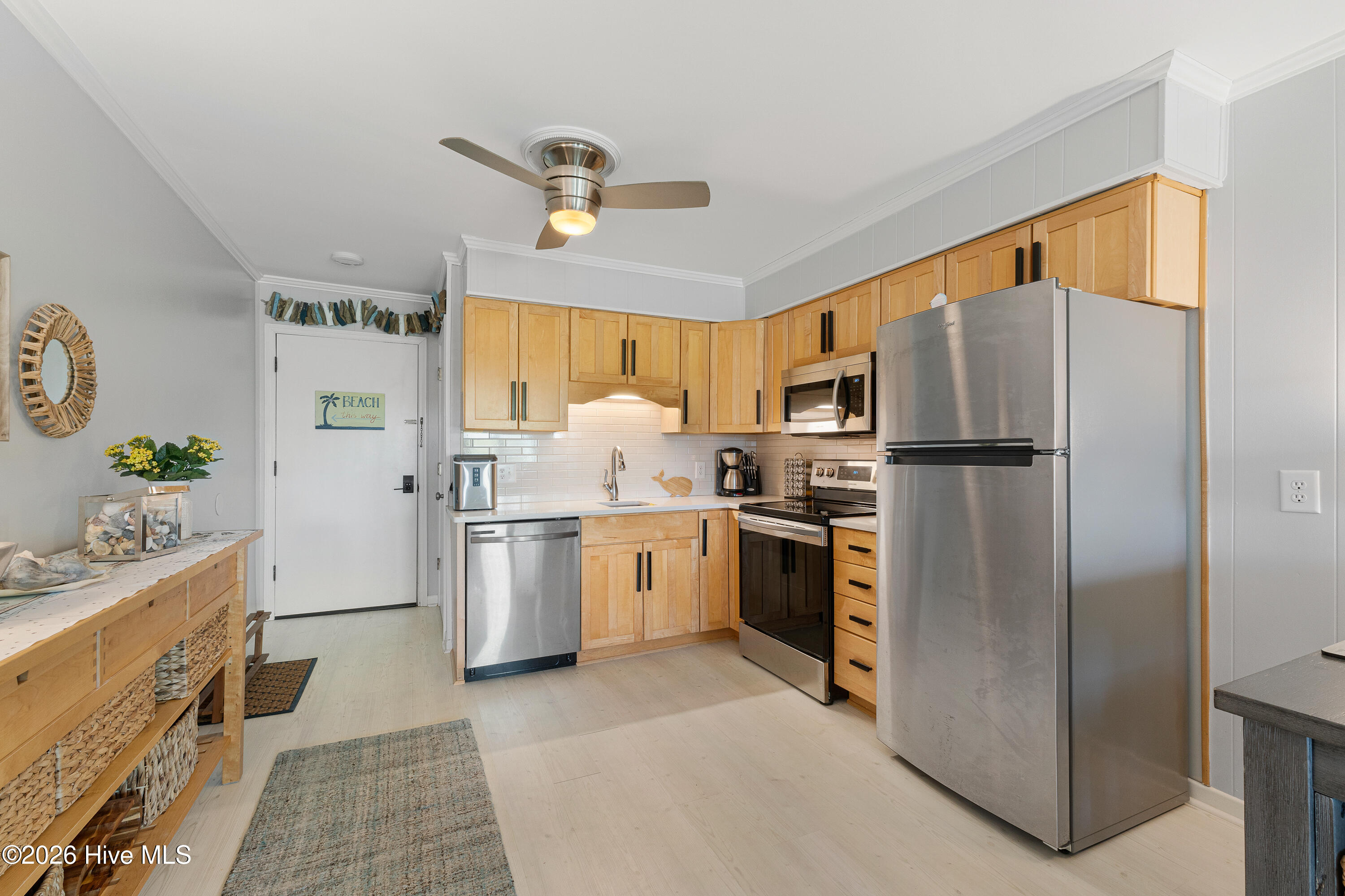 301 Commerce Way 115 Sea Spray Property Photo 3
