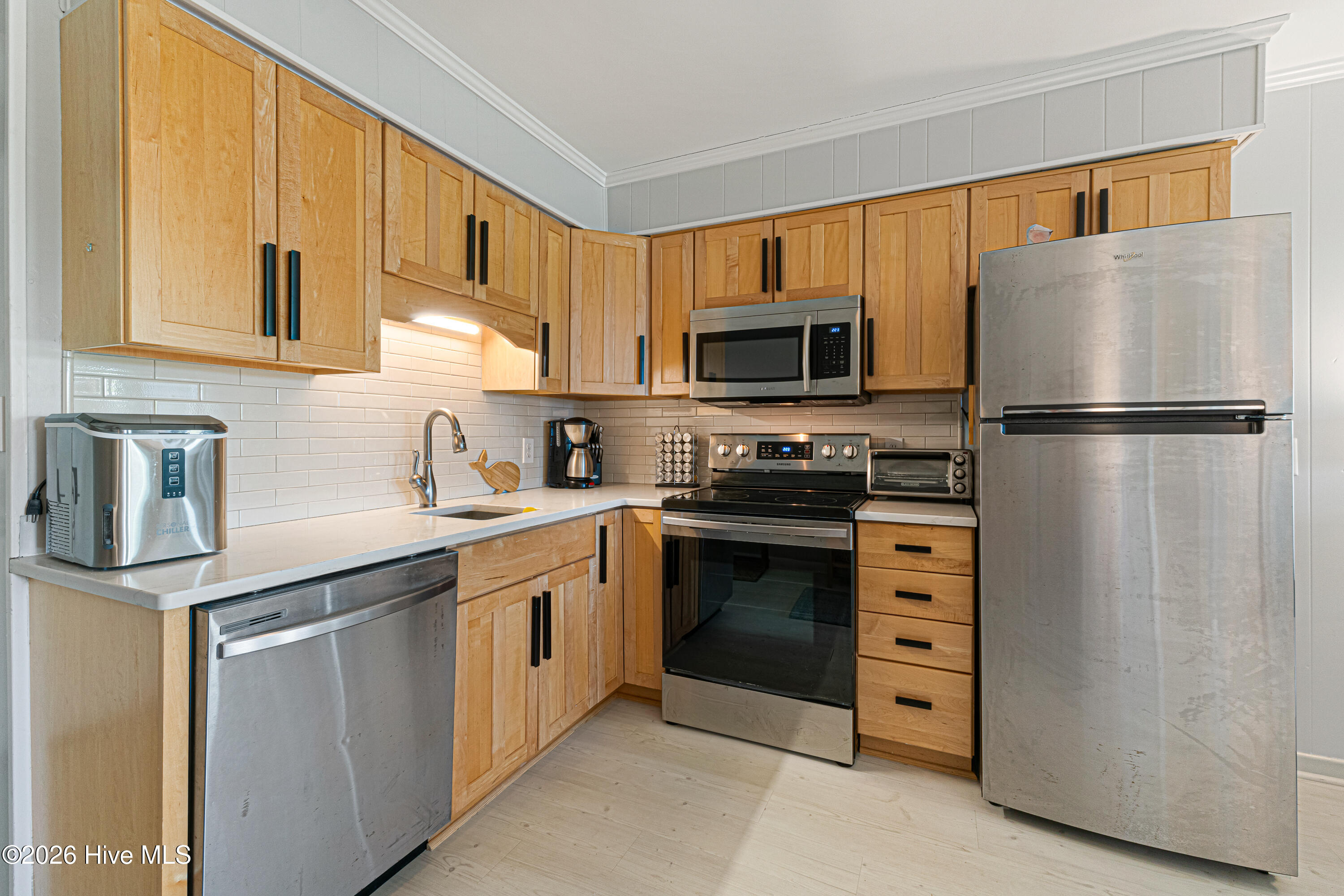 301 Commerce Way 115 Sea Spray Property Photo 5