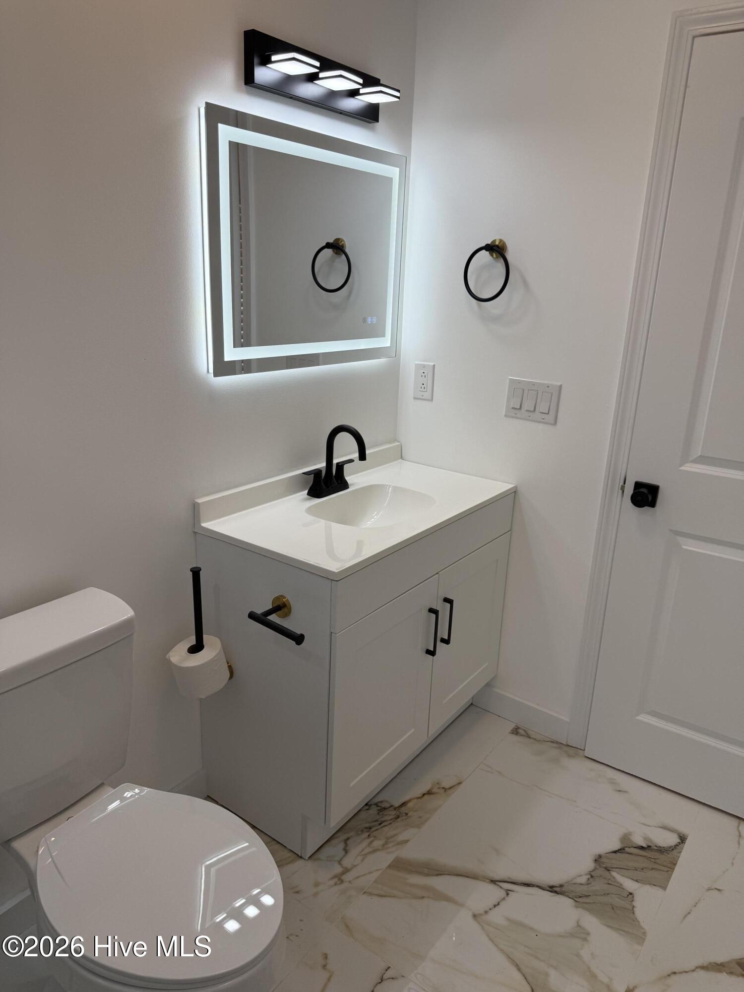 207 Cochran Street Property Photo 9