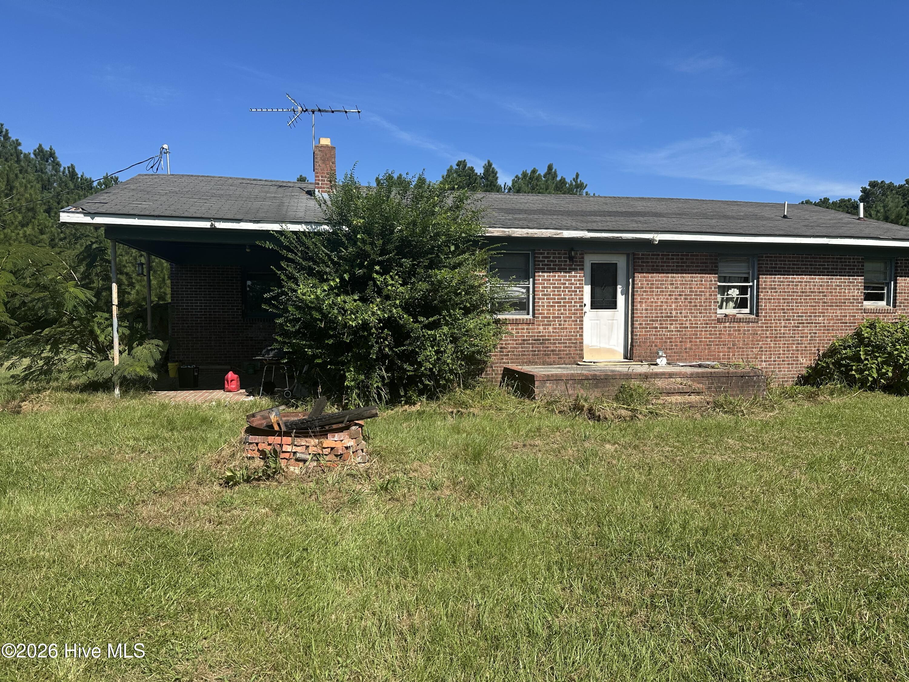 3844 N C 30 Property Photo 1