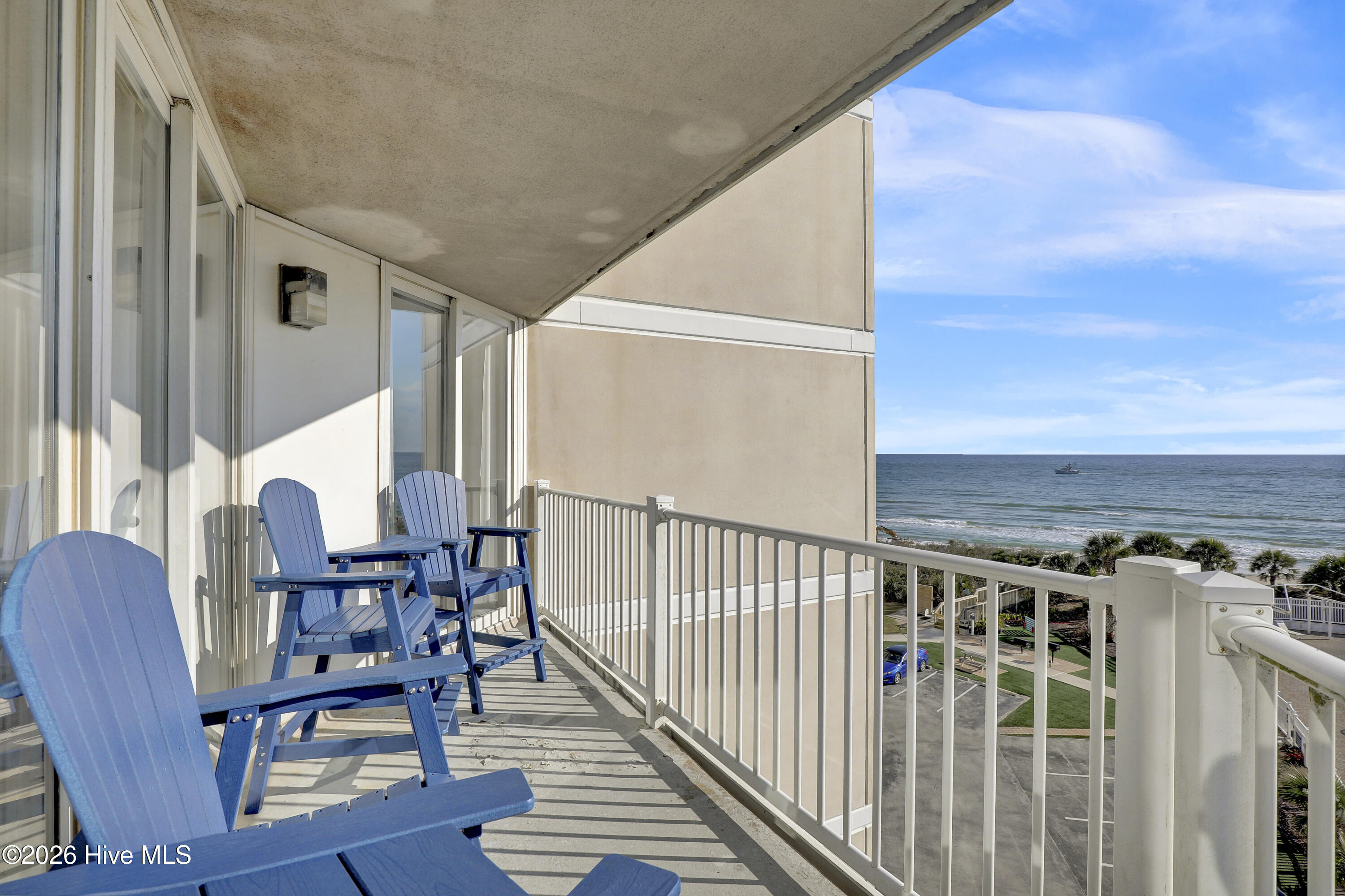 2000 New River Inlet Road 3302 Property Photo 1