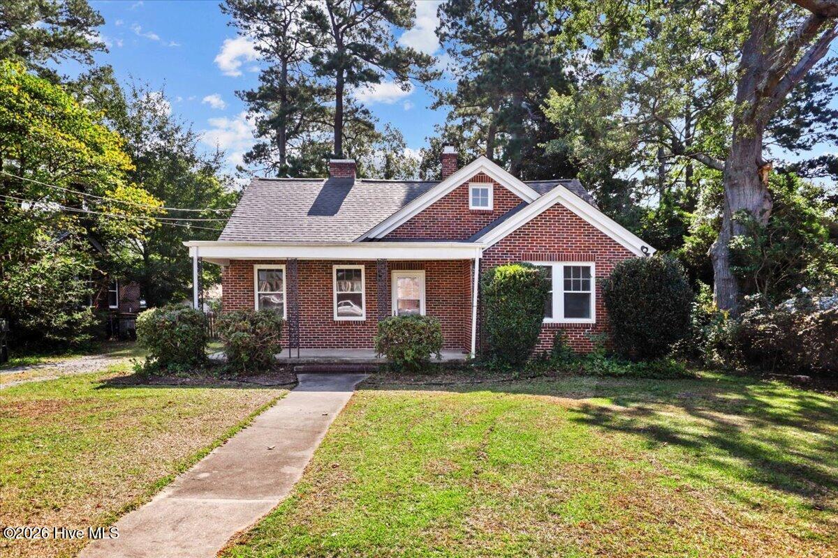 608 N Jackson Street Property Photo 1