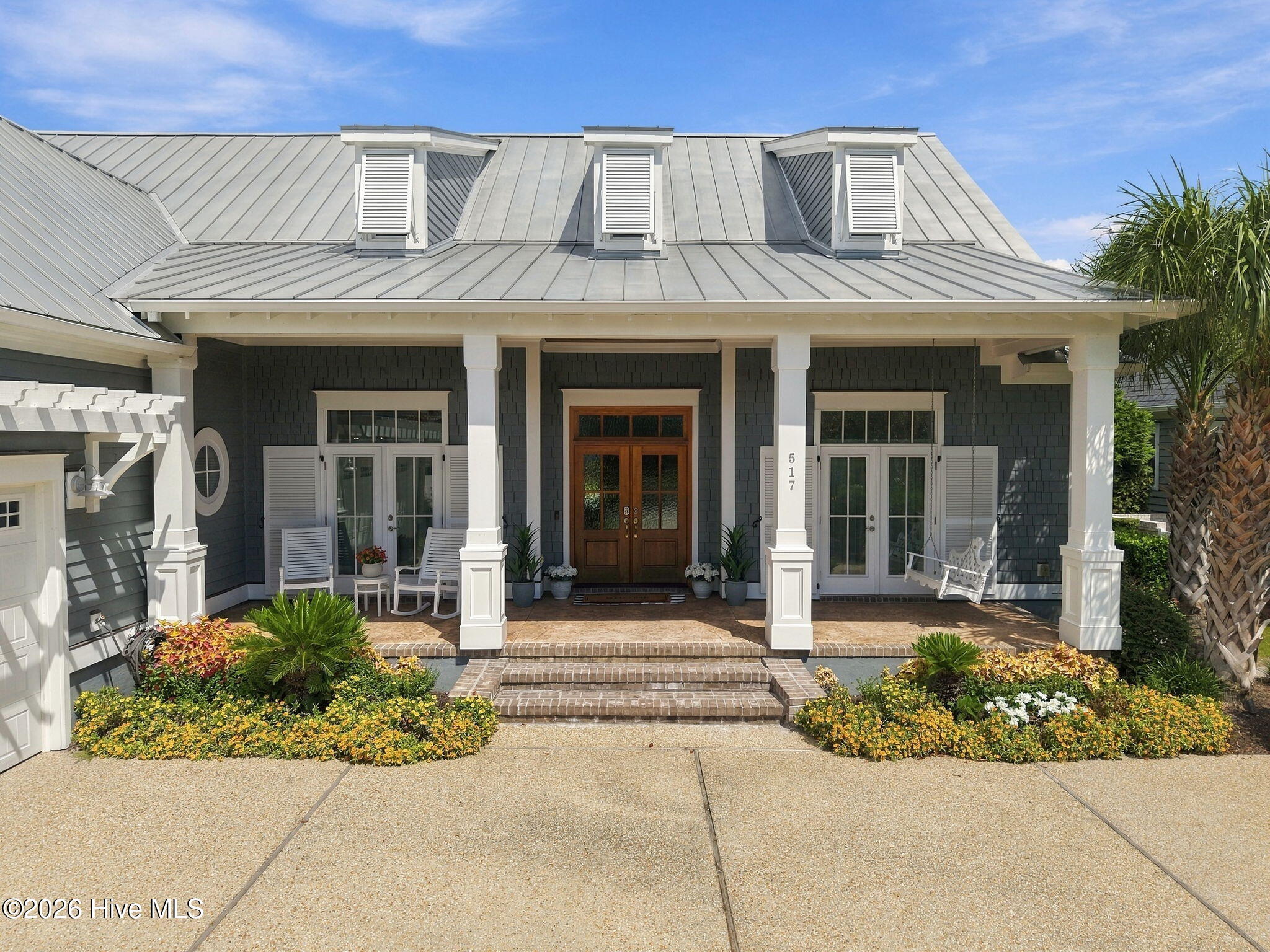 517 Moss Tree Drive Property Photo 1