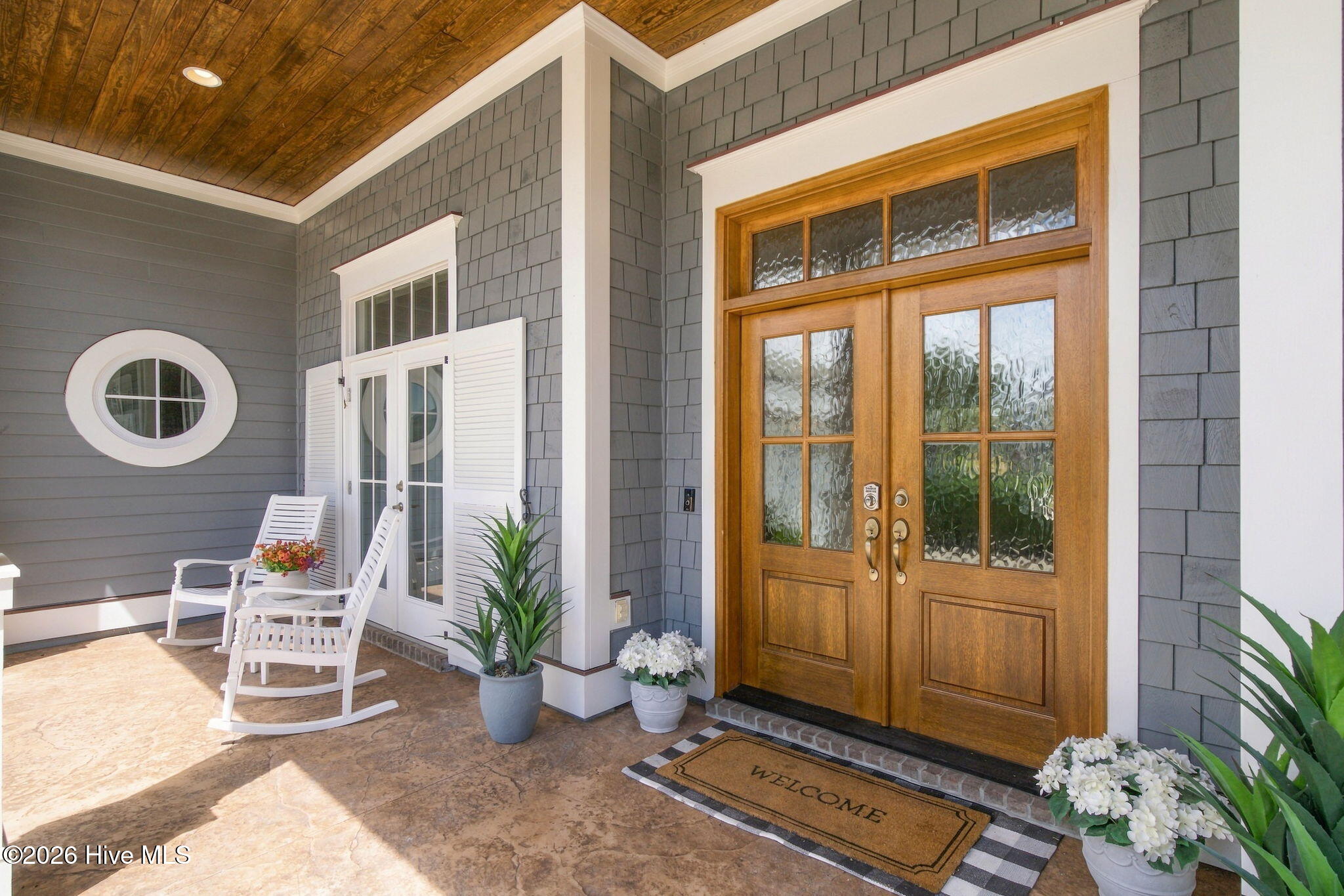517 Moss Tree Drive Property Photo 4