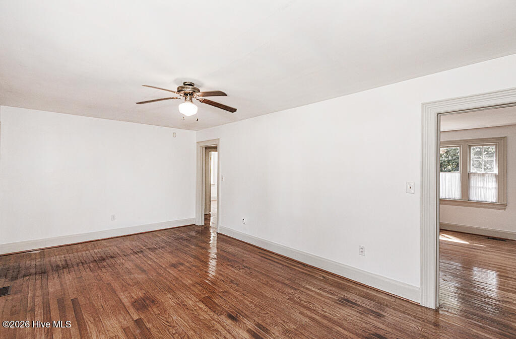 303 Charlotte Avenue Property Photo 18