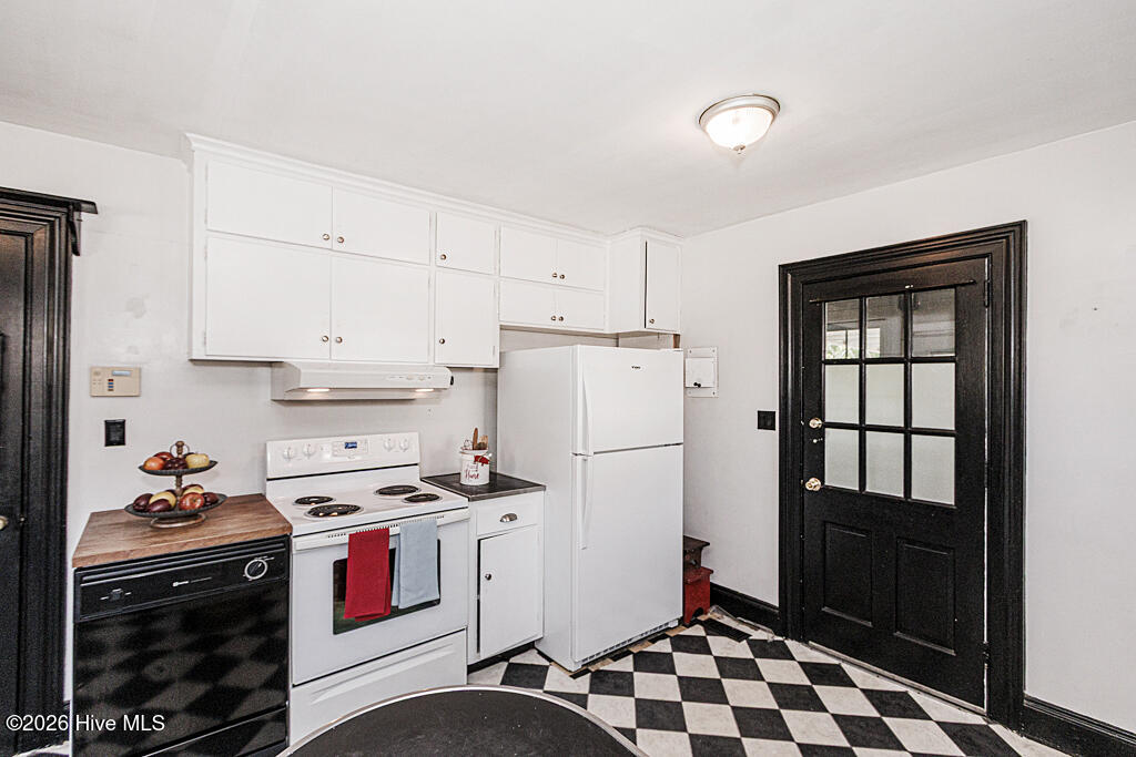 303 Charlotte Avenue Property Photo 26