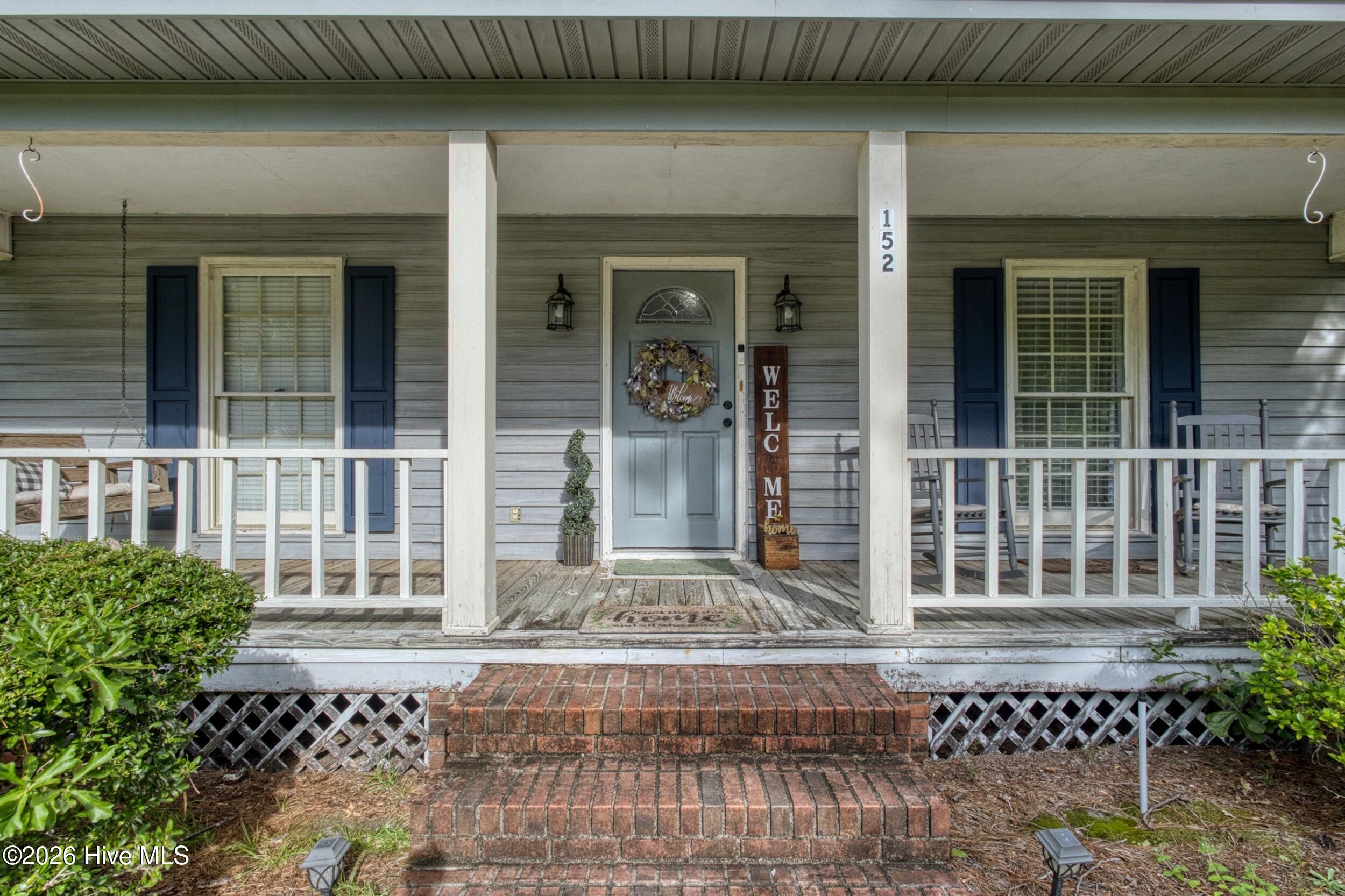 152 Walnut Street Property Photo 3