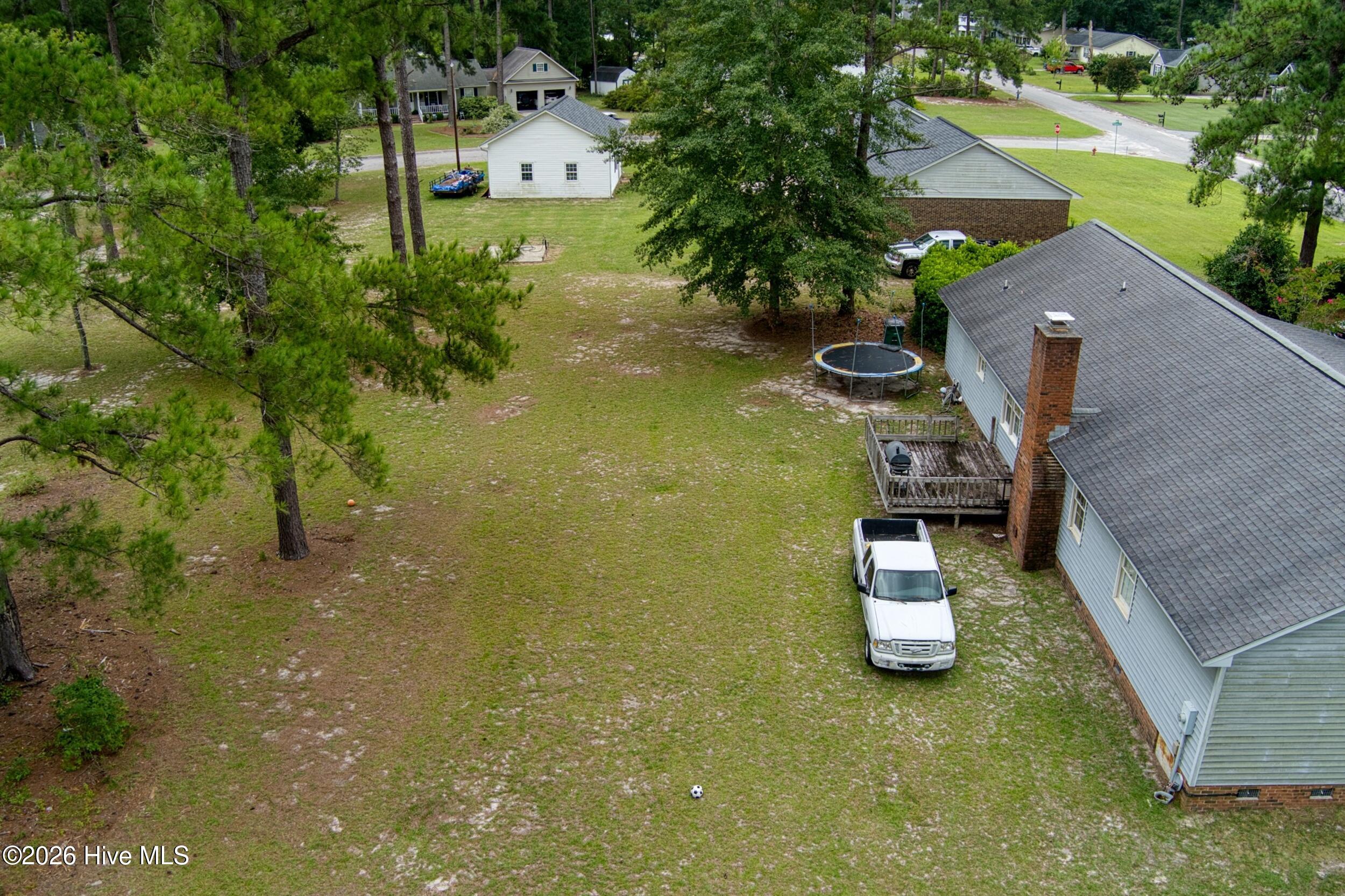 152 Walnut Street Property Photo 17