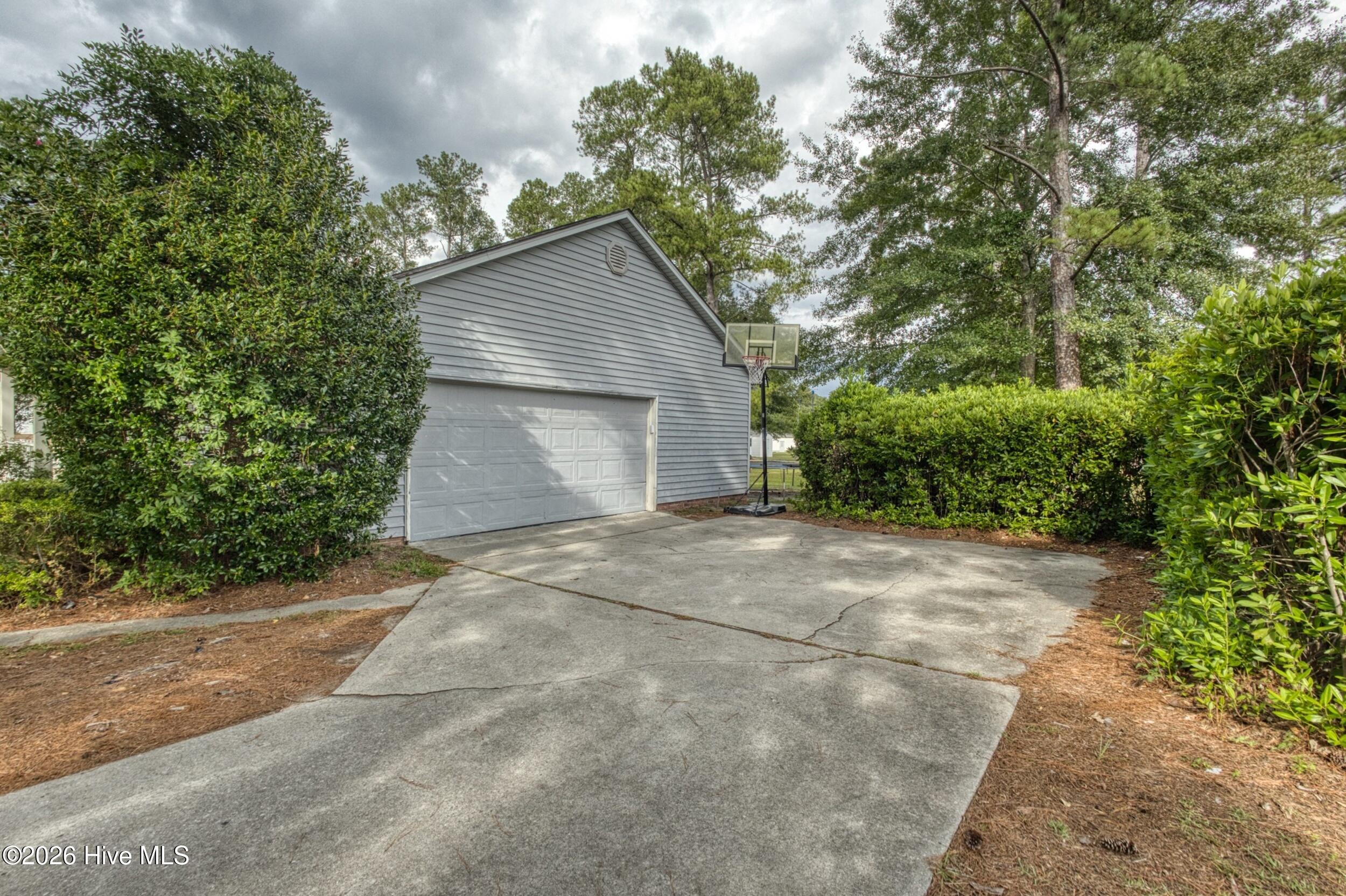 152 Walnut Street Property Photo 22