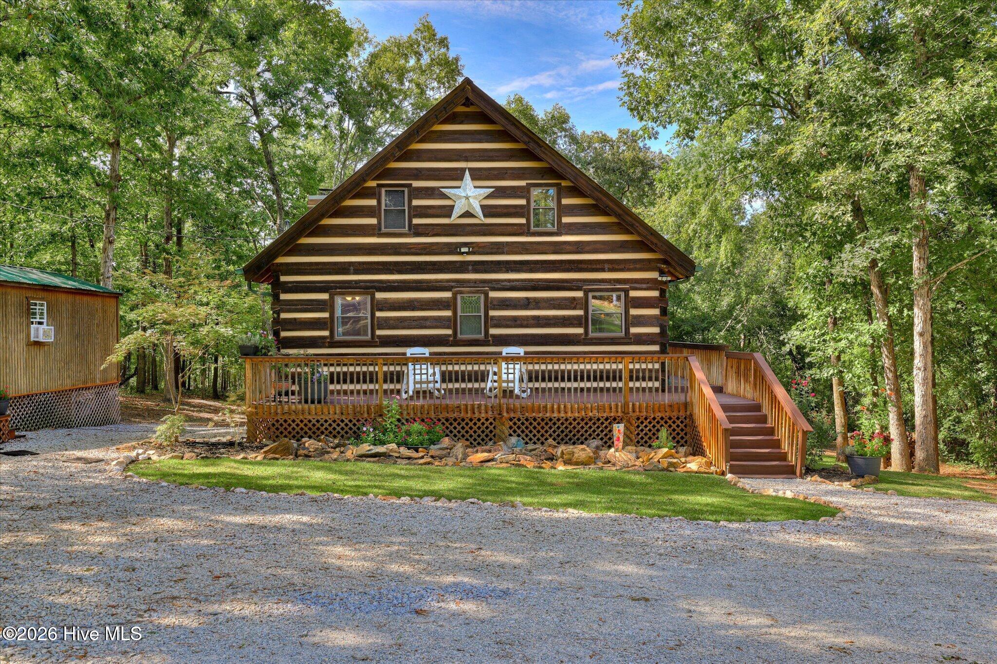 1098 Dogwood Drive Property Photo 1