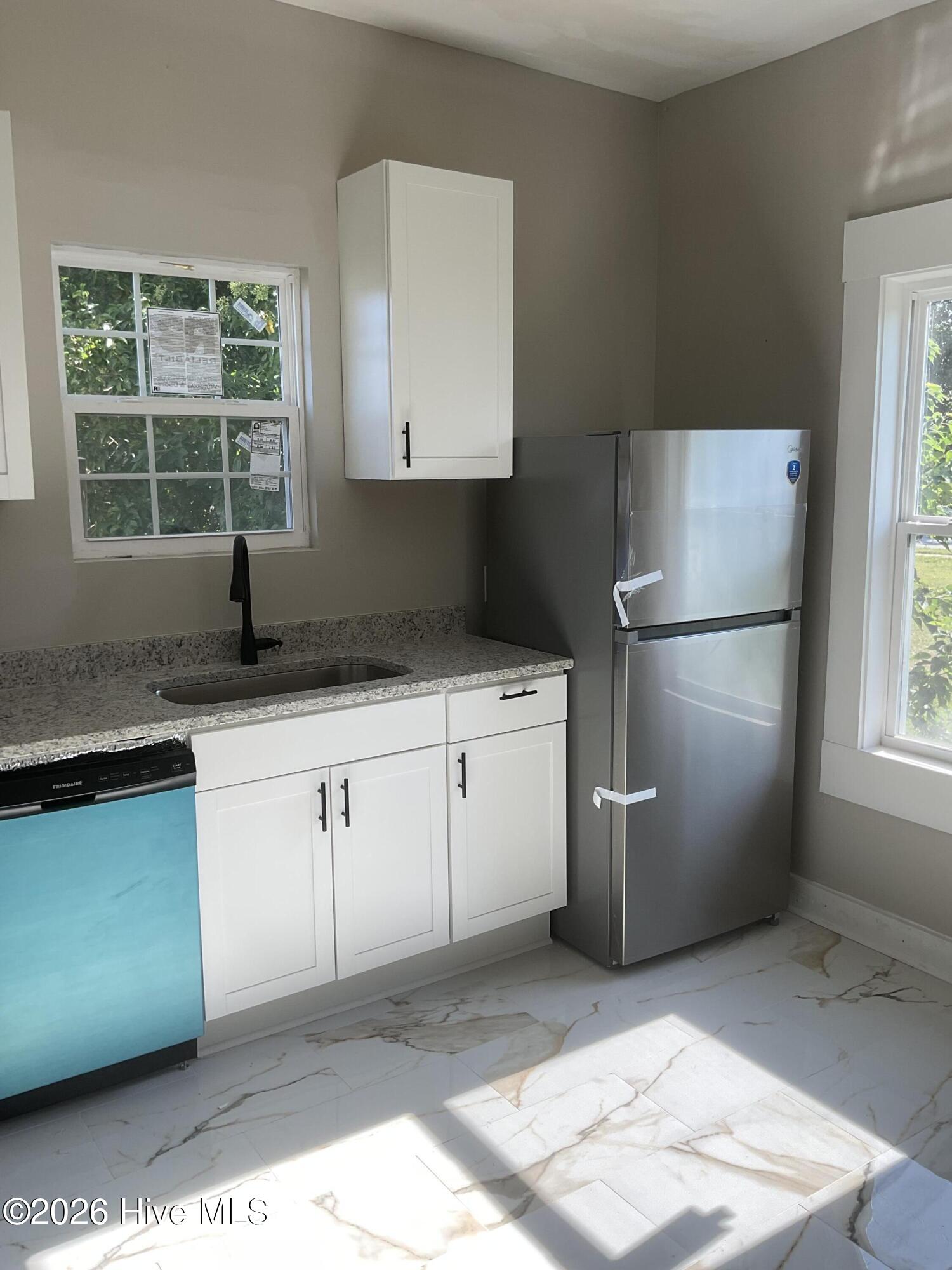 1225 Miller Street Property Photo 7