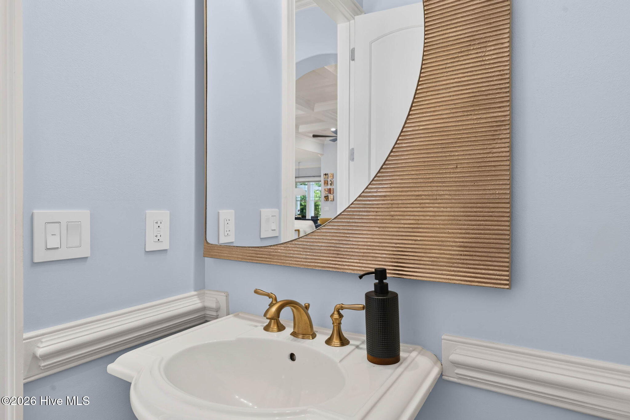 2761 Cedar Crest Drive Property Photo 48