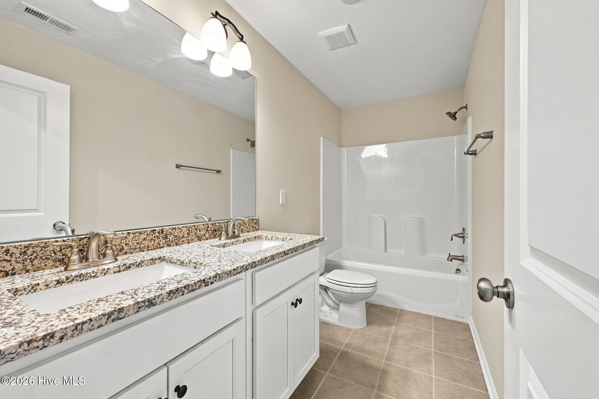 202 Queenstown Drive Property Photo 29