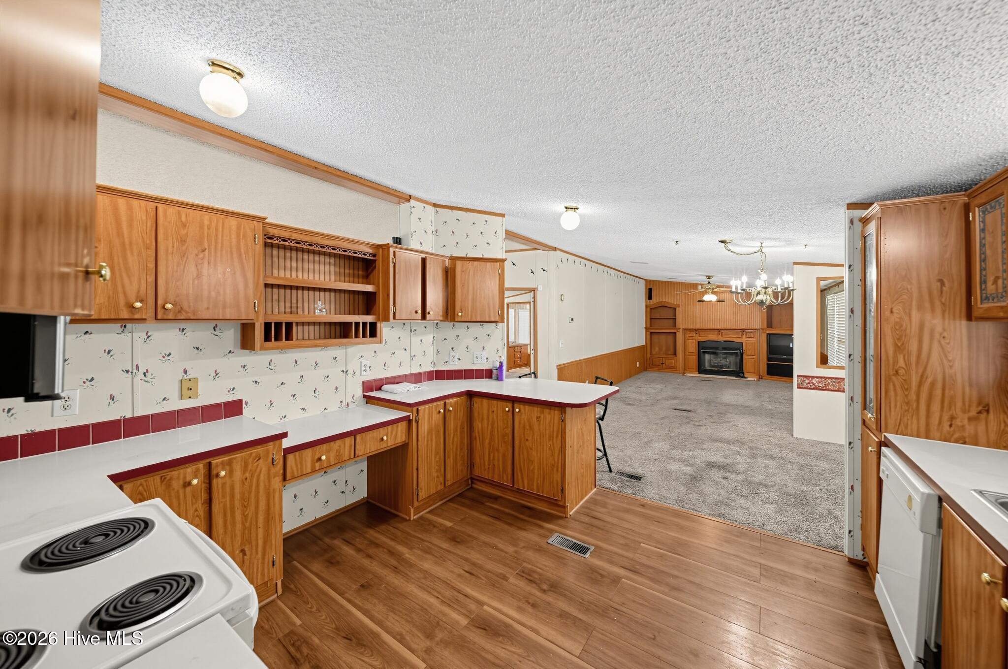487 Bush Court Property Photo 9
