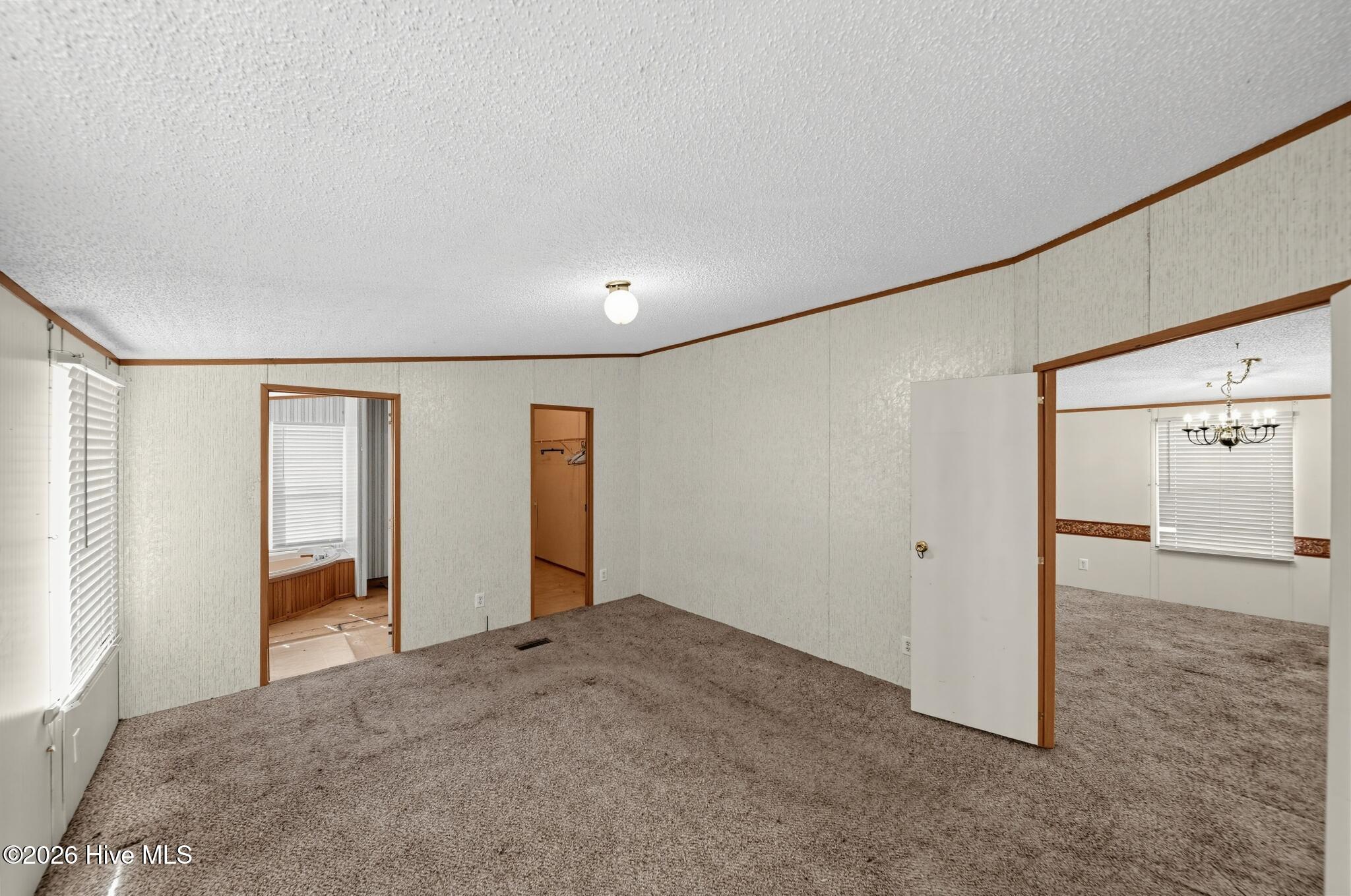 487 Bush Court Property Photo 14