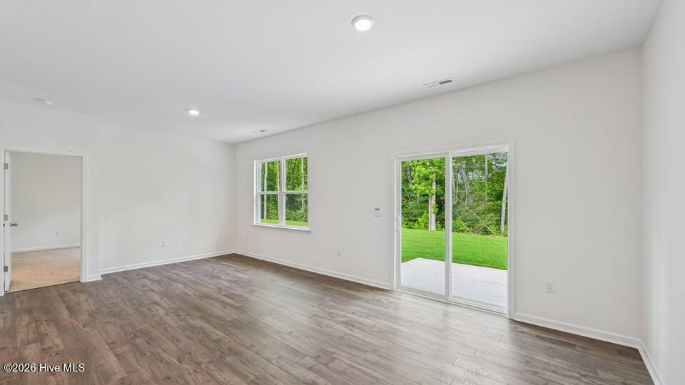 421 Conifer Street Property Photo 7
