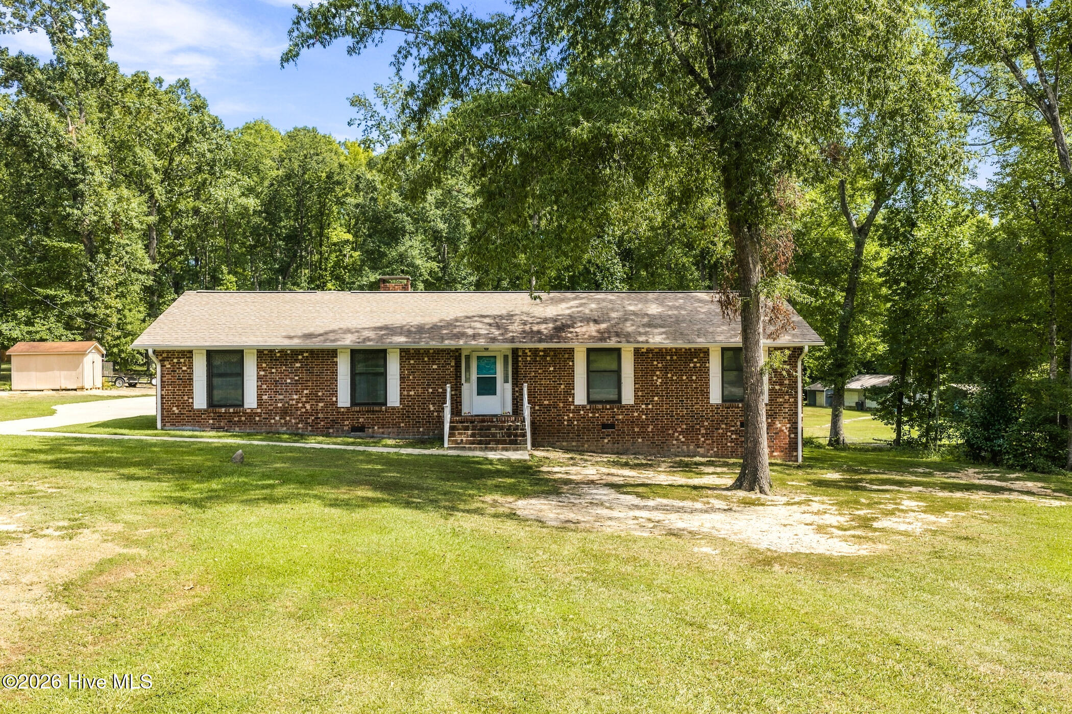 127 Spring Dr Extension Property Photo 1