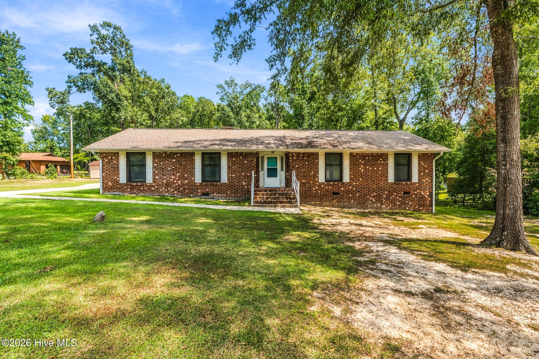 127 Spring Dr Extension Property Photo 5